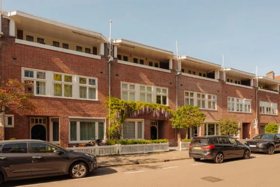 J.J. Viottastraat 12-77