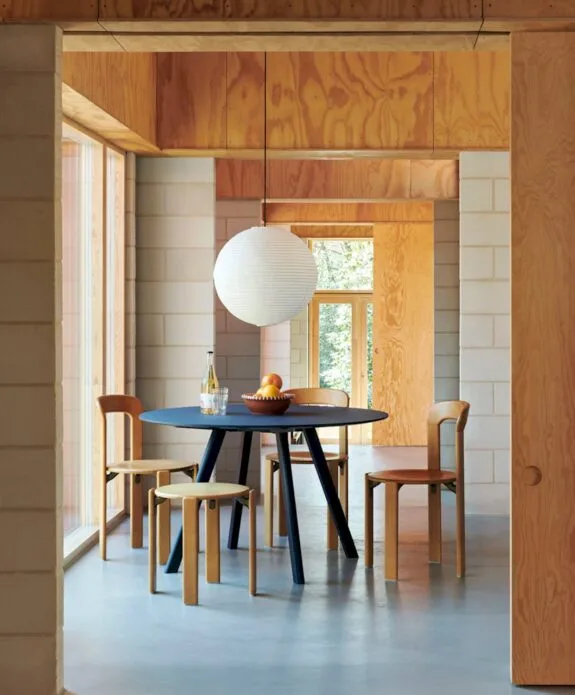 cph-25_rey-chair_910x1100