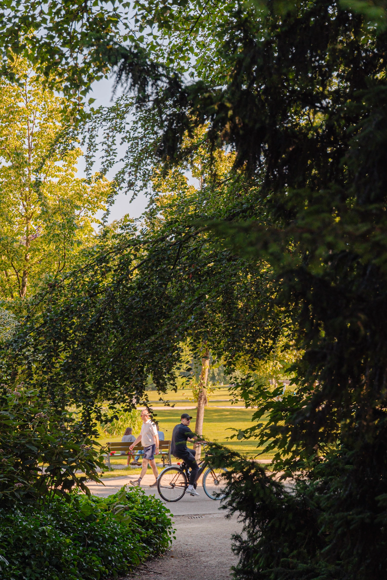 AM103520-1890545-Van-Eeghenlaan-28,-Amsterdam-188584593