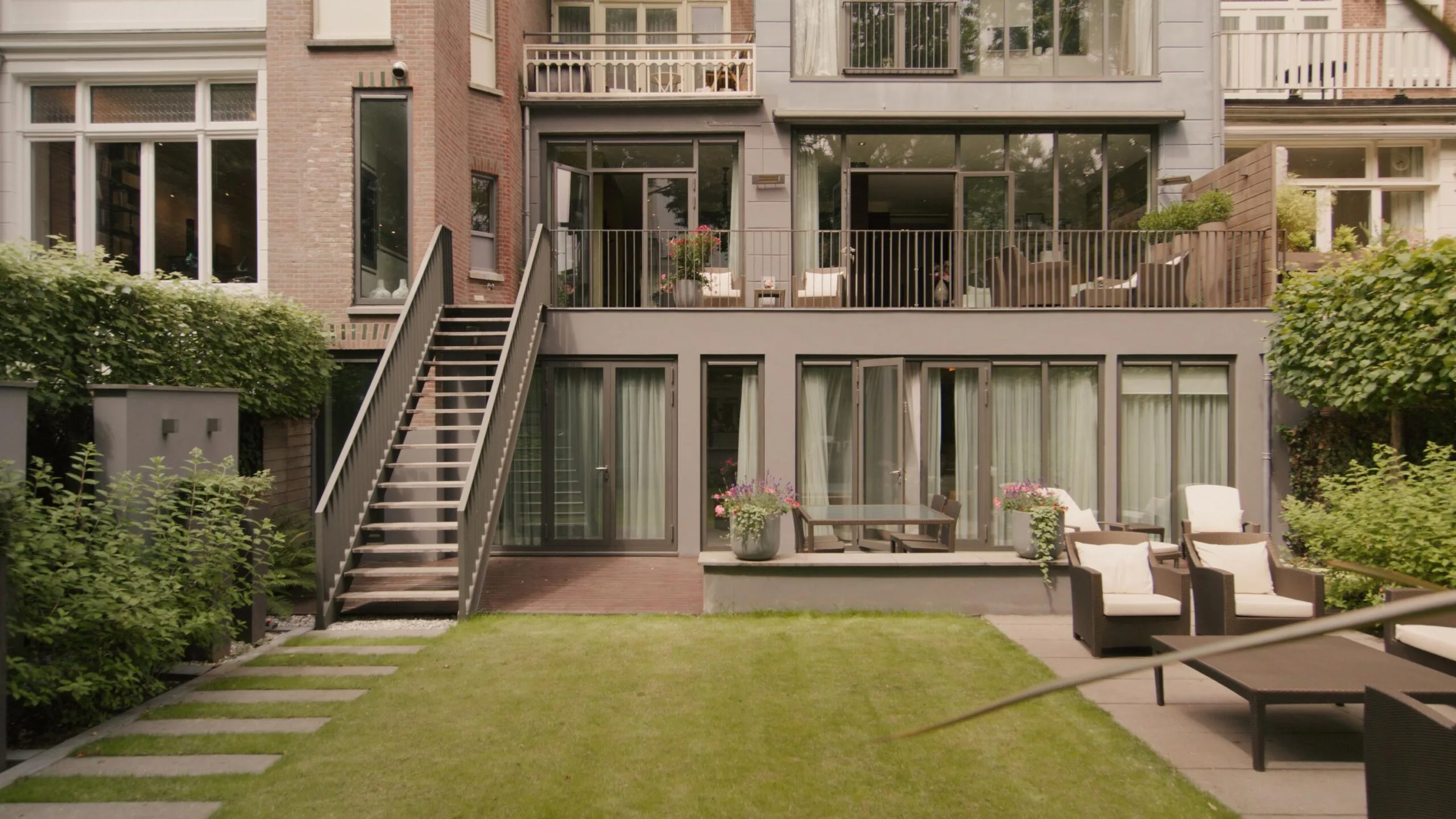 AM103629-2052395-Van-Eeghenstraat-125,-Amsterdam-242424470