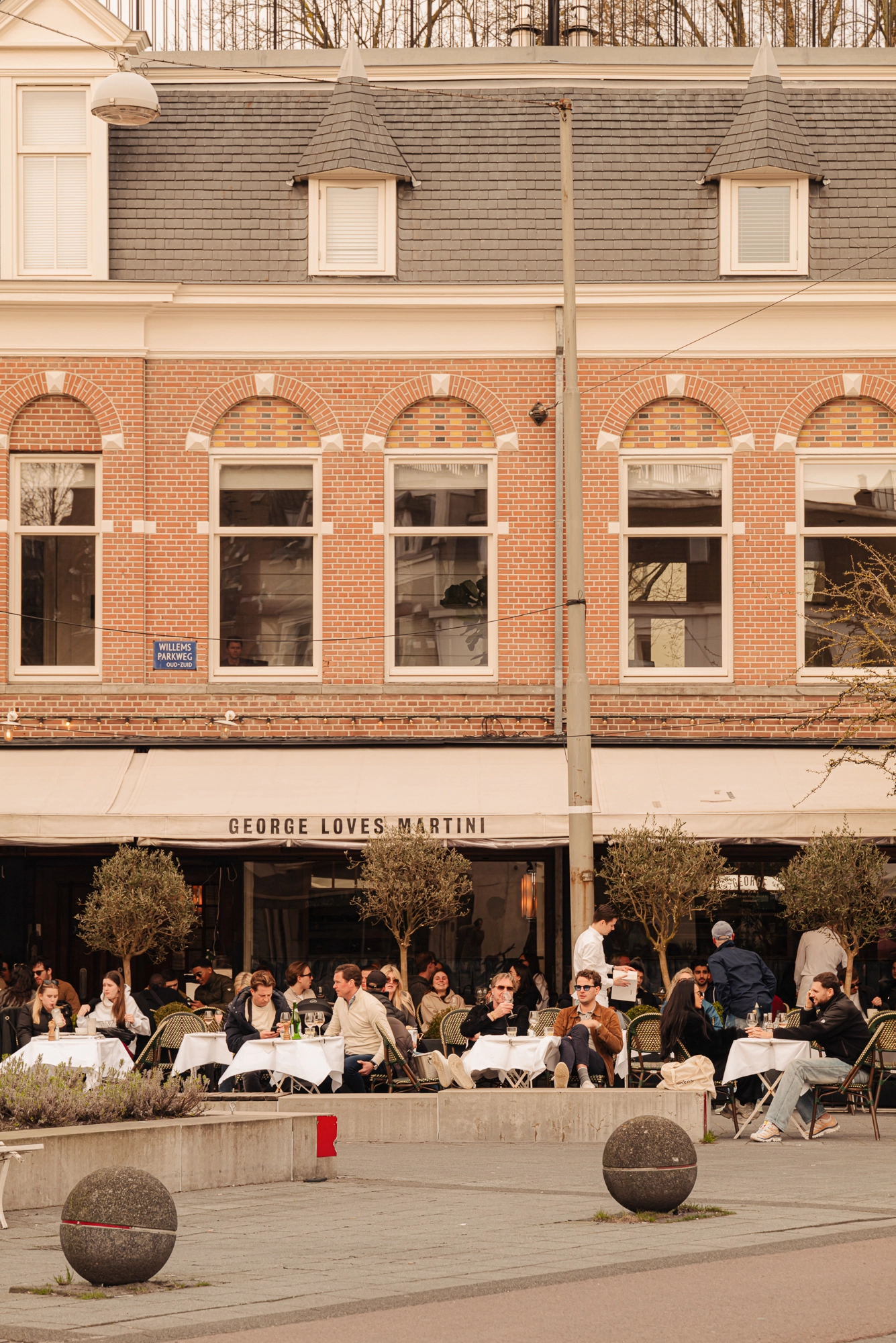 AM104530-1970579-Emmastraat-32G,-Amsterdam-216441489