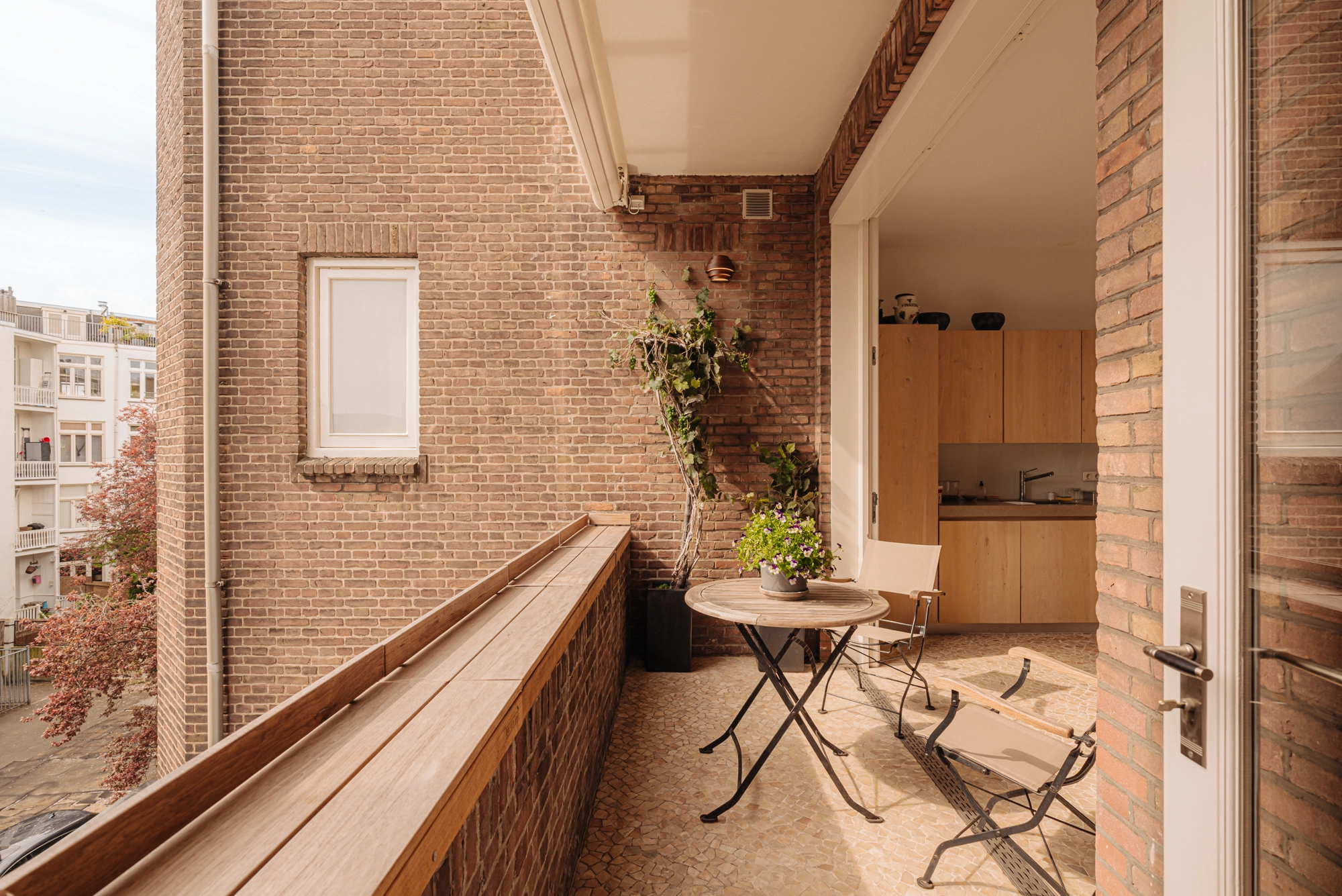 AM104530-1970579-Emmastraat-32G,-Amsterdam-216441695