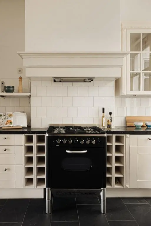 AM104680-2061674-Vossiusstraat-48-2,-Amsterdam-152530059