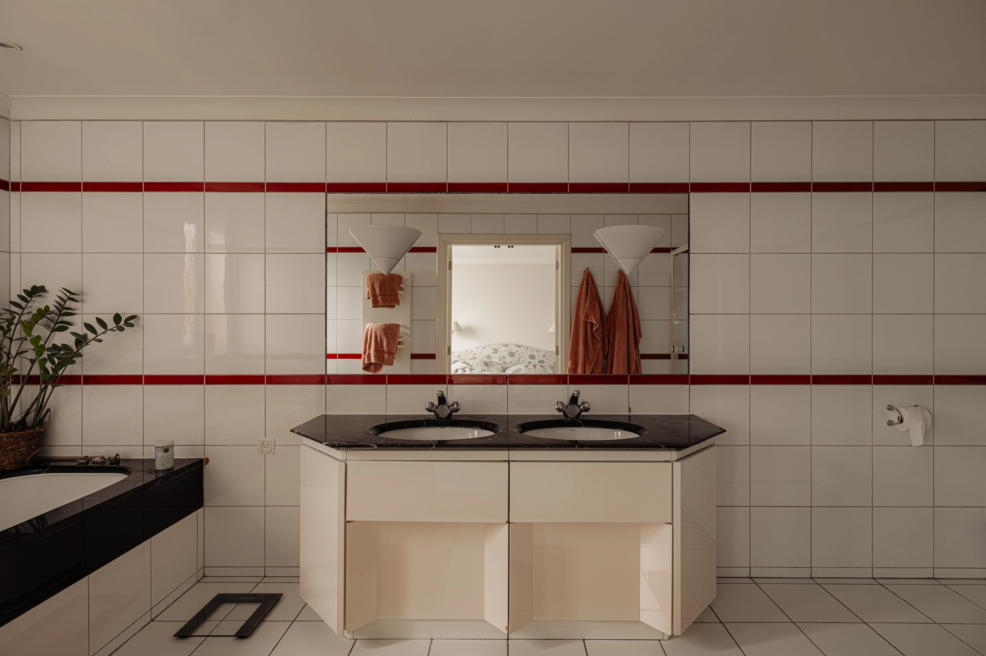 AM105539-1933765-Raphaelstraat-7,-Amsterdam-195870559