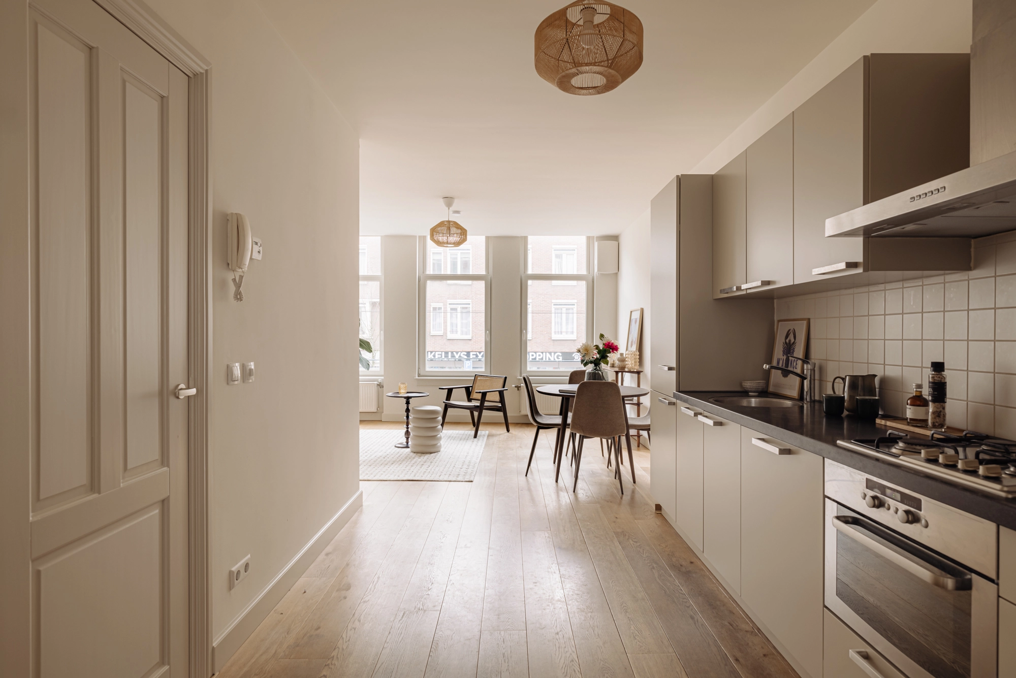 AM105558-1979351-Kinkerstraat-206B,-Amsterdam-218893711