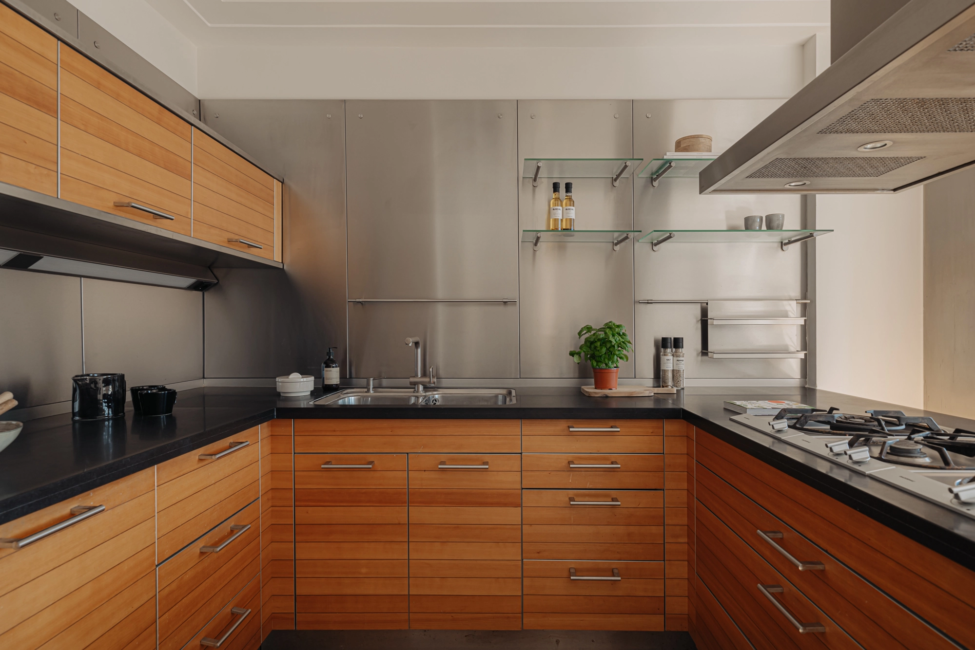 AM105570-1902288-Minervaplein-1-4,-Amsterdam-202034281