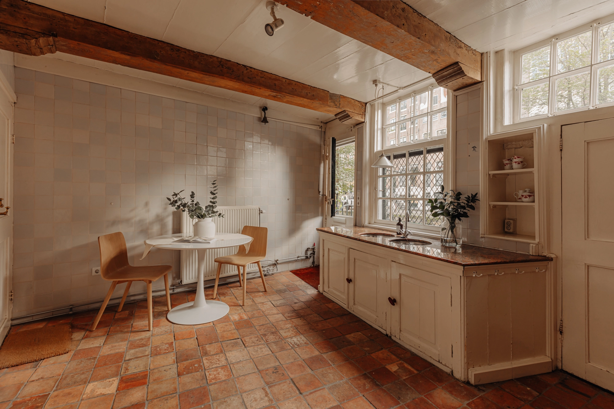 AM105681-1944471-Oudezijds-Achterburgwal-212,-Amsterdam-206122349