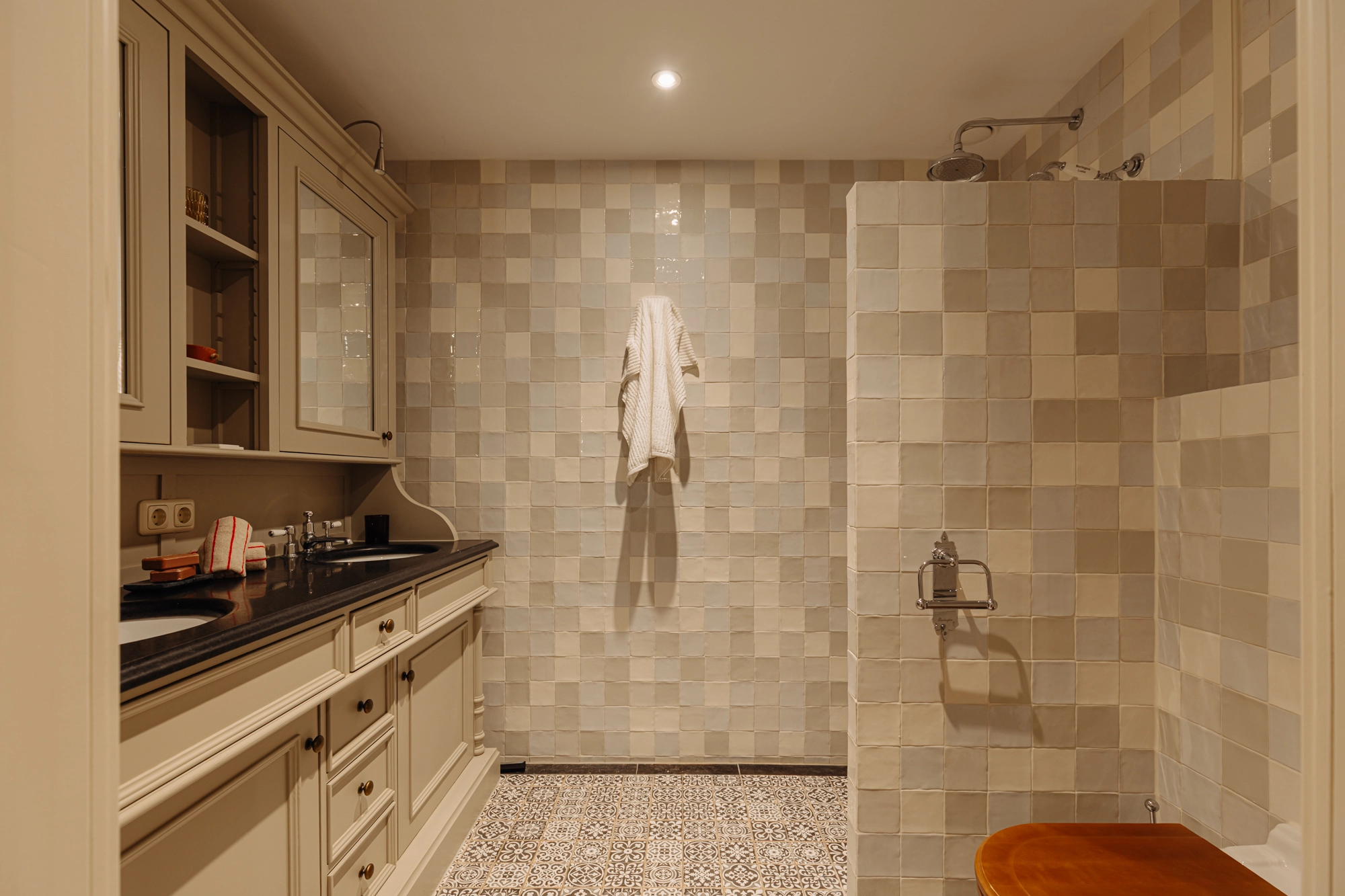 AM105693-1990003-Oranje-Nassaulaan-29,-Amsterdam-221706457