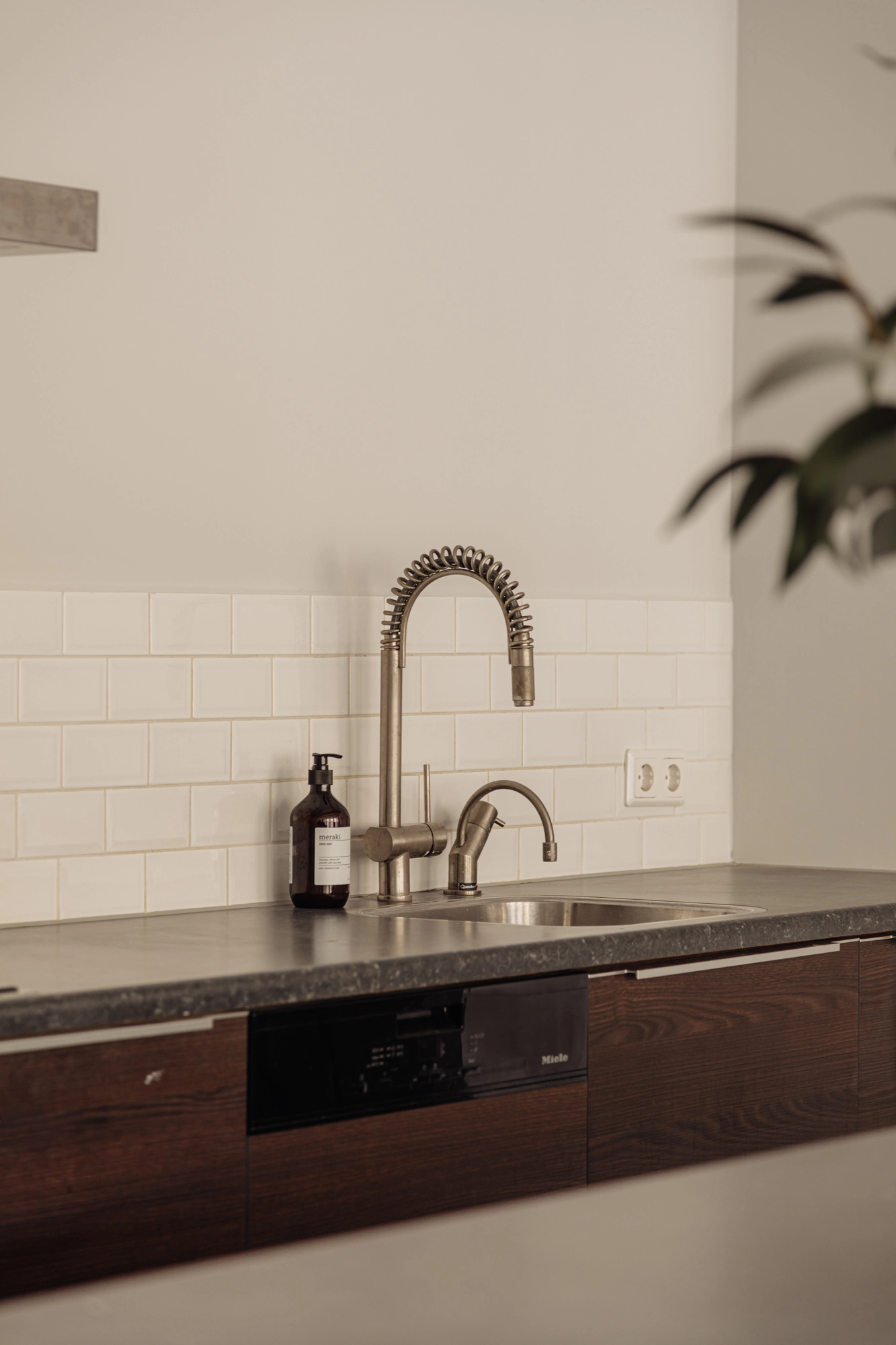 AM105721-1948330-Singel-138C,-Amsterdam-208018645