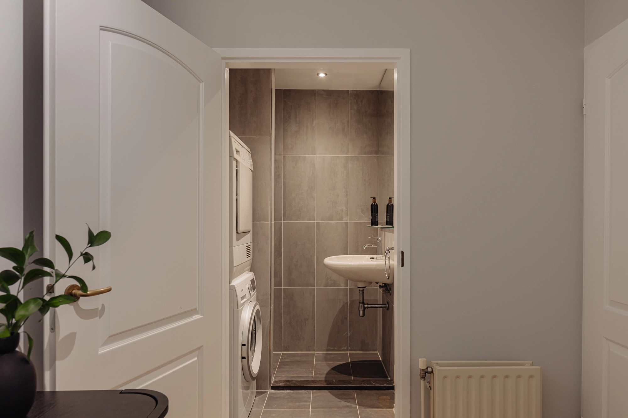 AM105721-1948330-Singel-138C,-Amsterdam-208018681