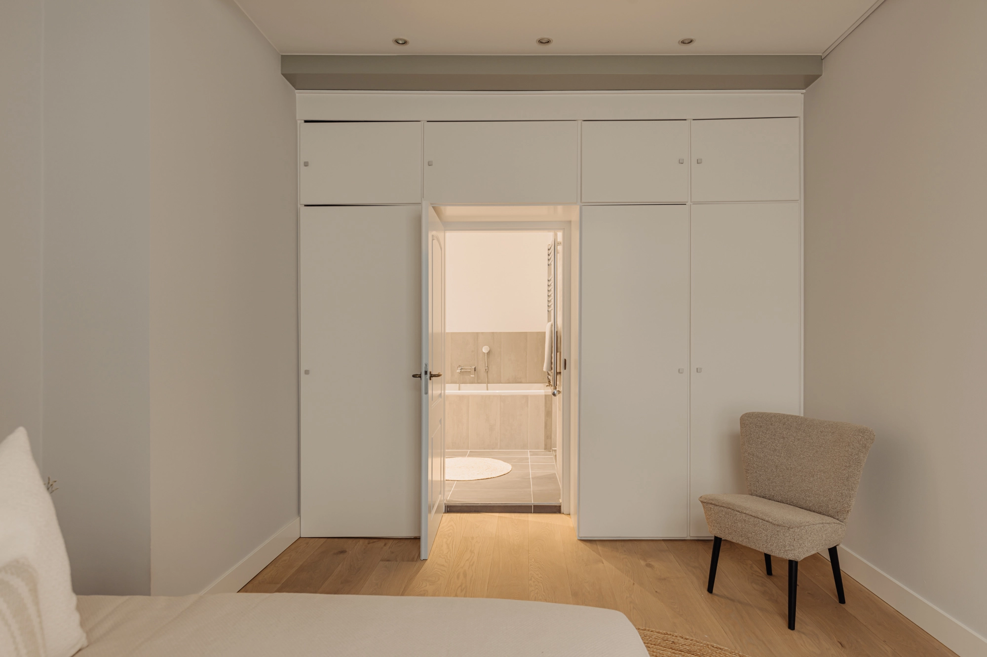 AM105721-1948330-Singel-138C,-Amsterdam-208018701