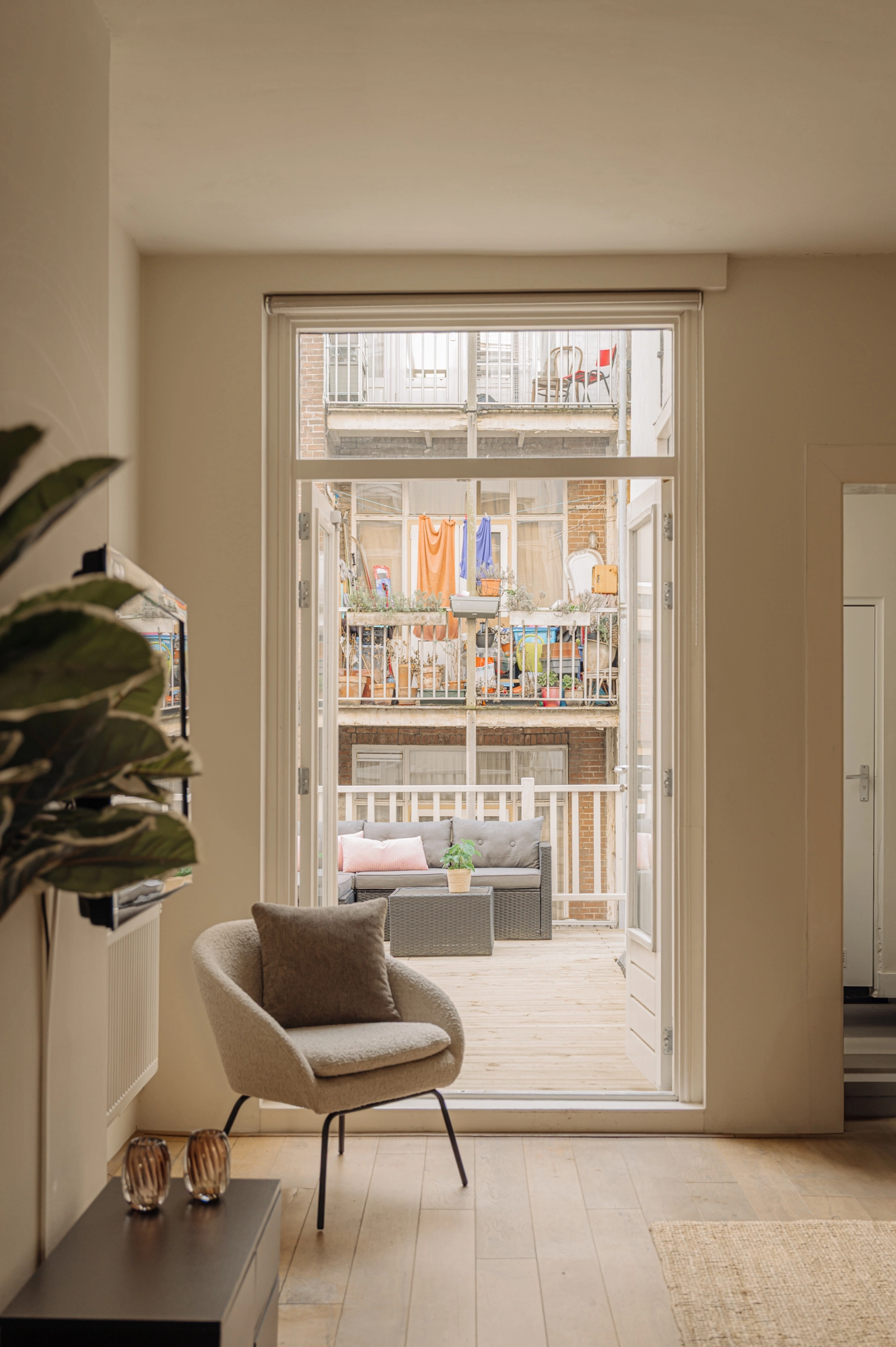 AM105722-1983244-Gerard-Doustraat-188-1,-Amsterdam-220533003