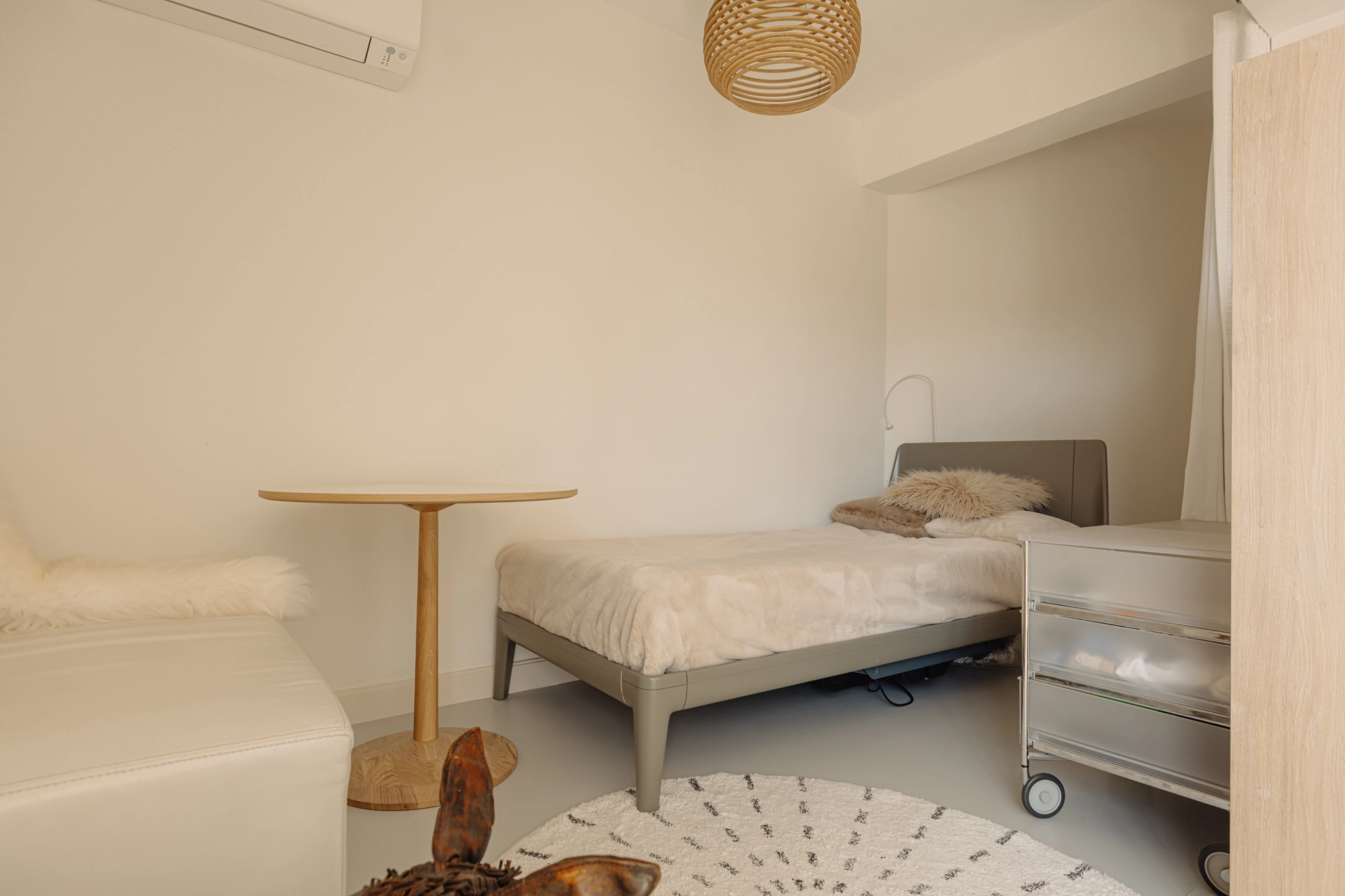 AM105775-2013415-Singel-208C,-Amsterdam-230340540