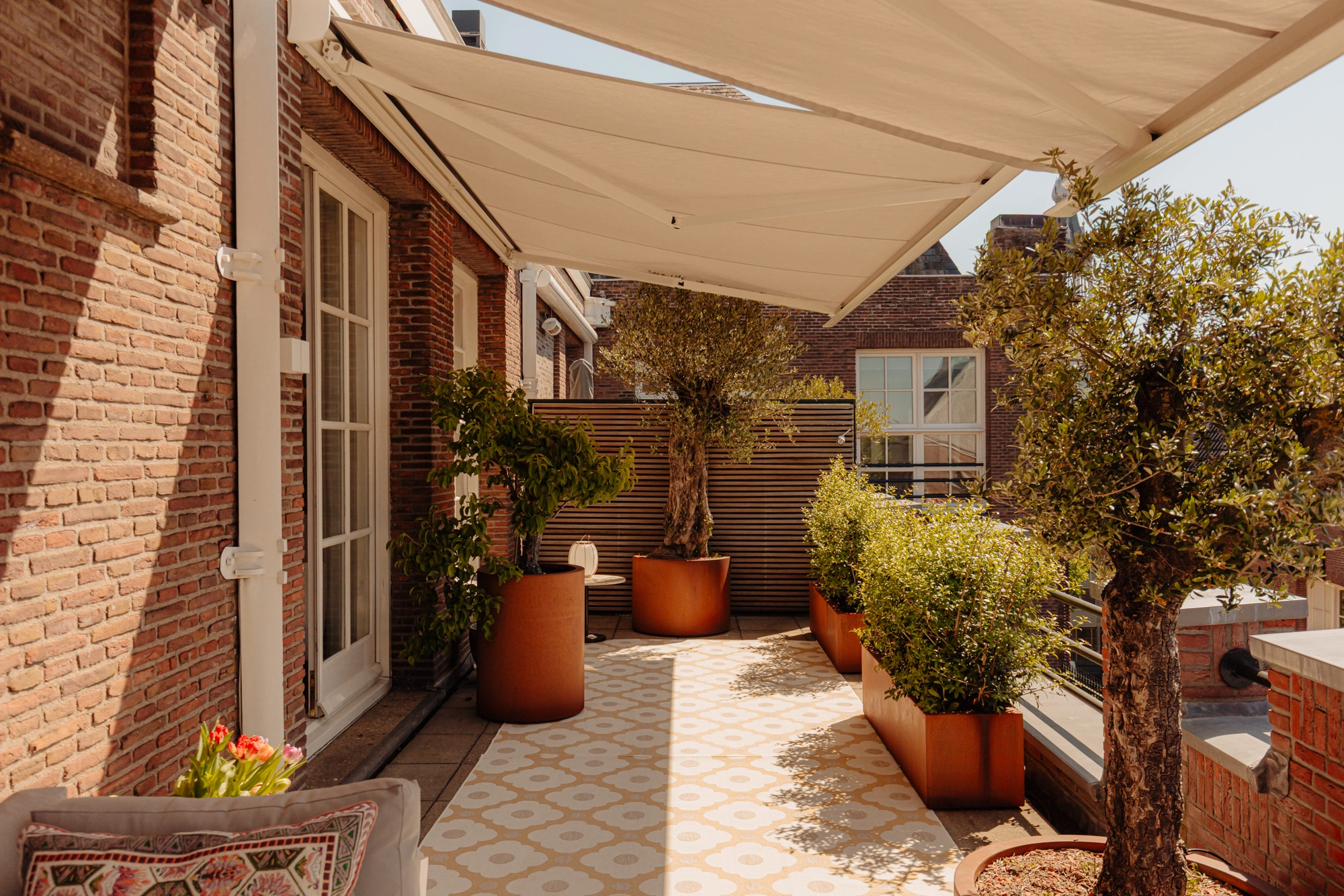 AM105775-2013415-Singel-208C,-Amsterdam-230340570