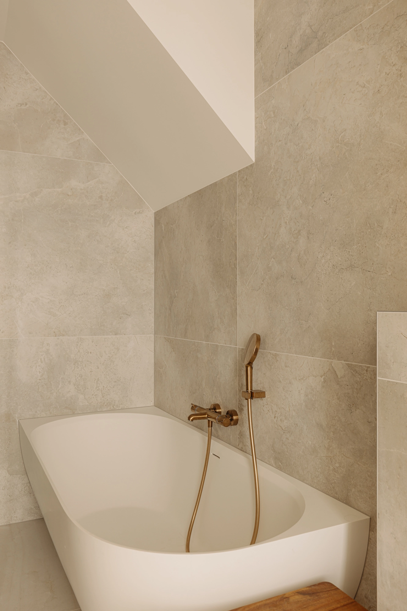 AM105775-2013415-Singel-208C,-Amsterdam-230340612