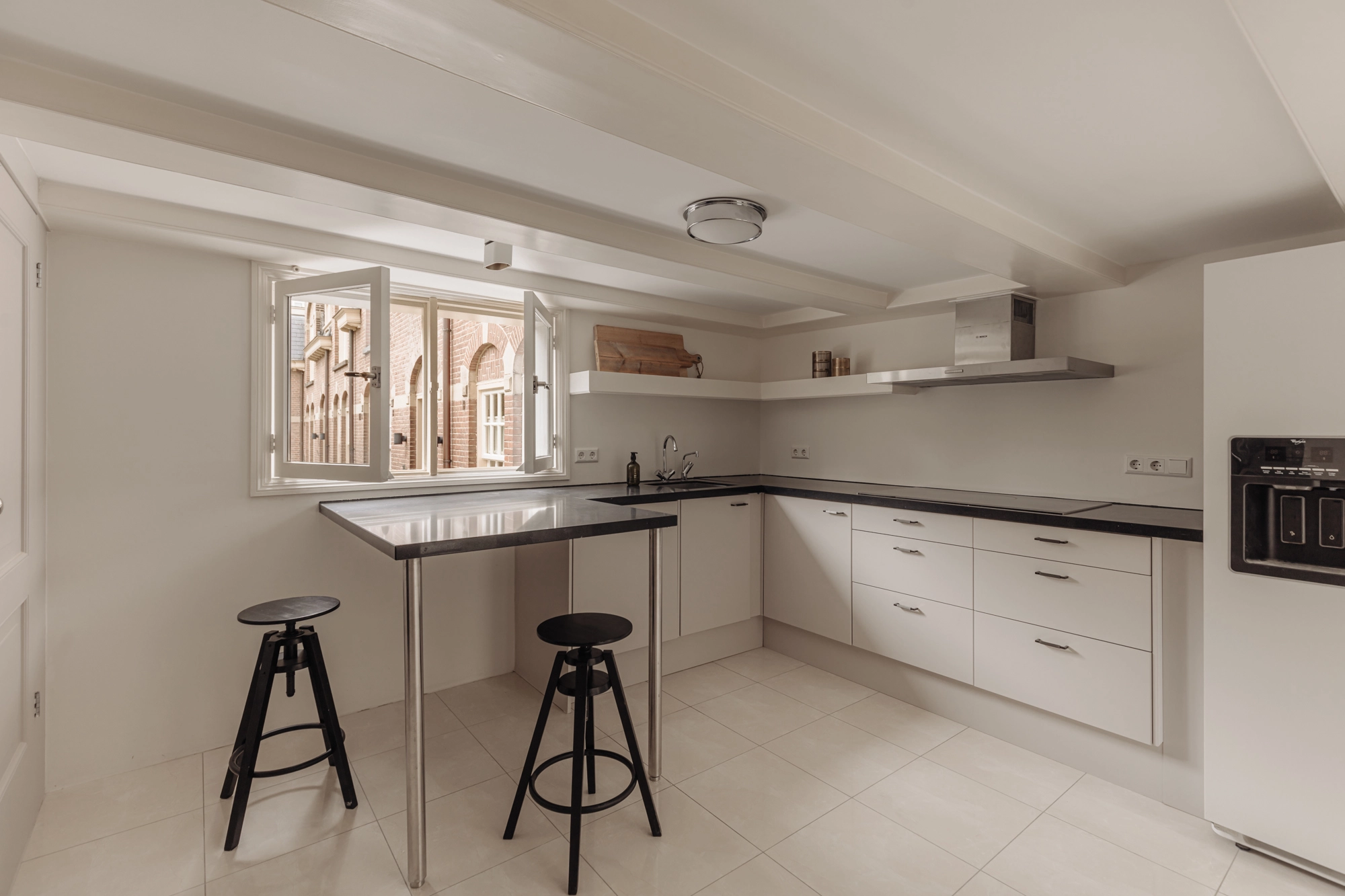 AM105801-1931228-Keizersgracht-330A,-Amsterdam-200348701