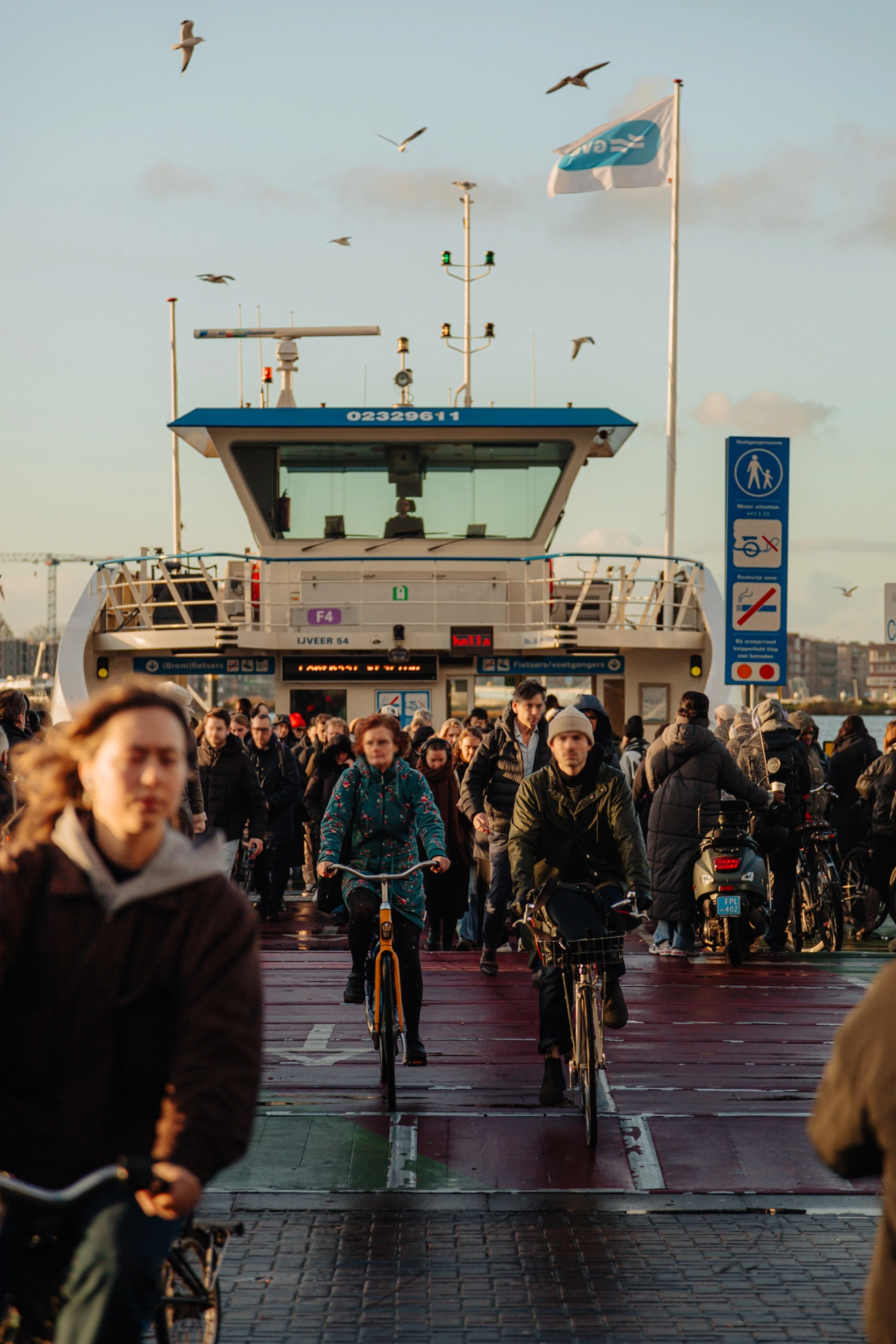 AM105908-1955373-ms.-van-Riemsdijkweg-238,-Amsterdam-210634549