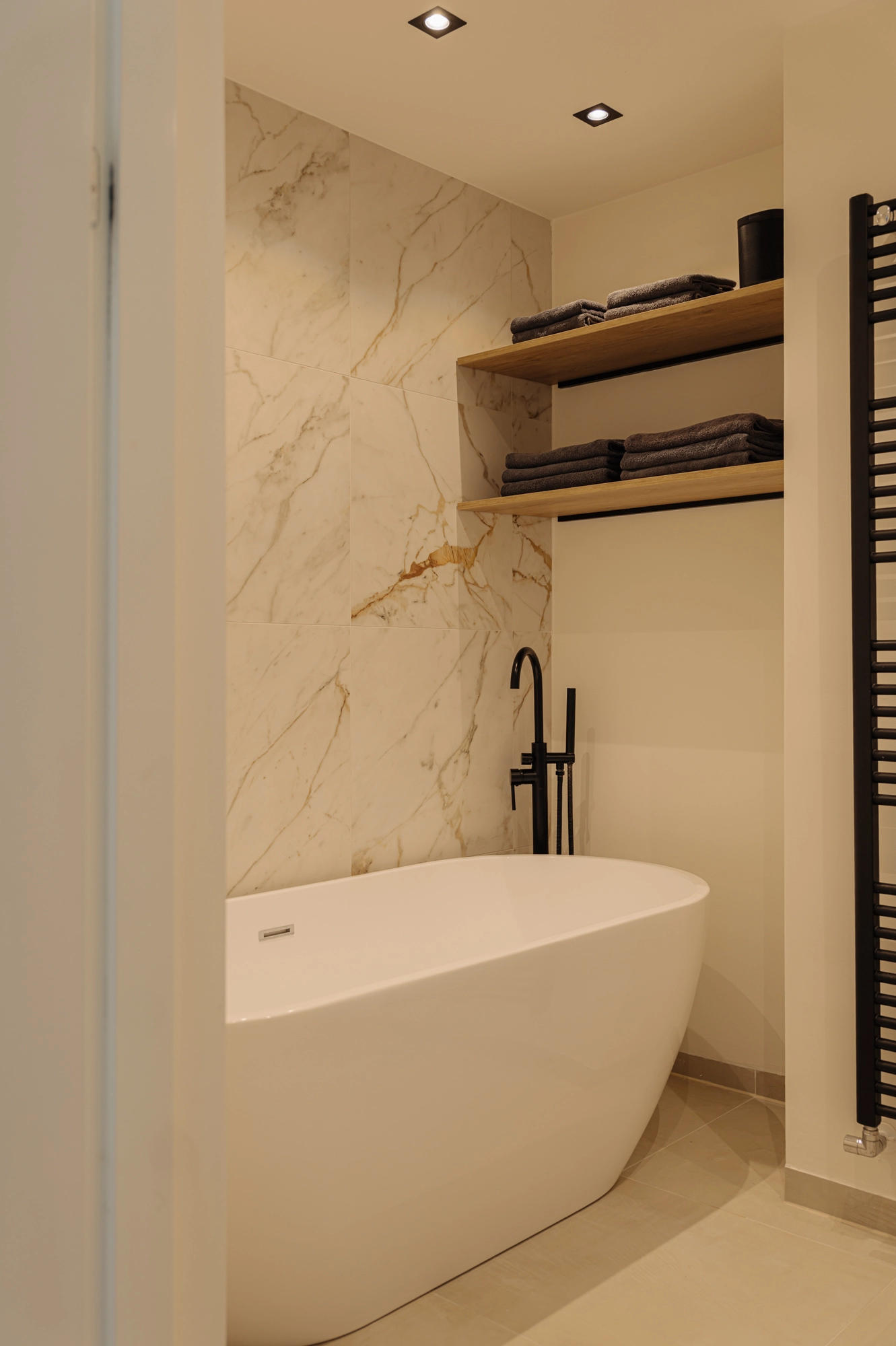 AM105945-2008974-Willem-de-Zwijgerlaan-243A,-Amsterdam-227749584