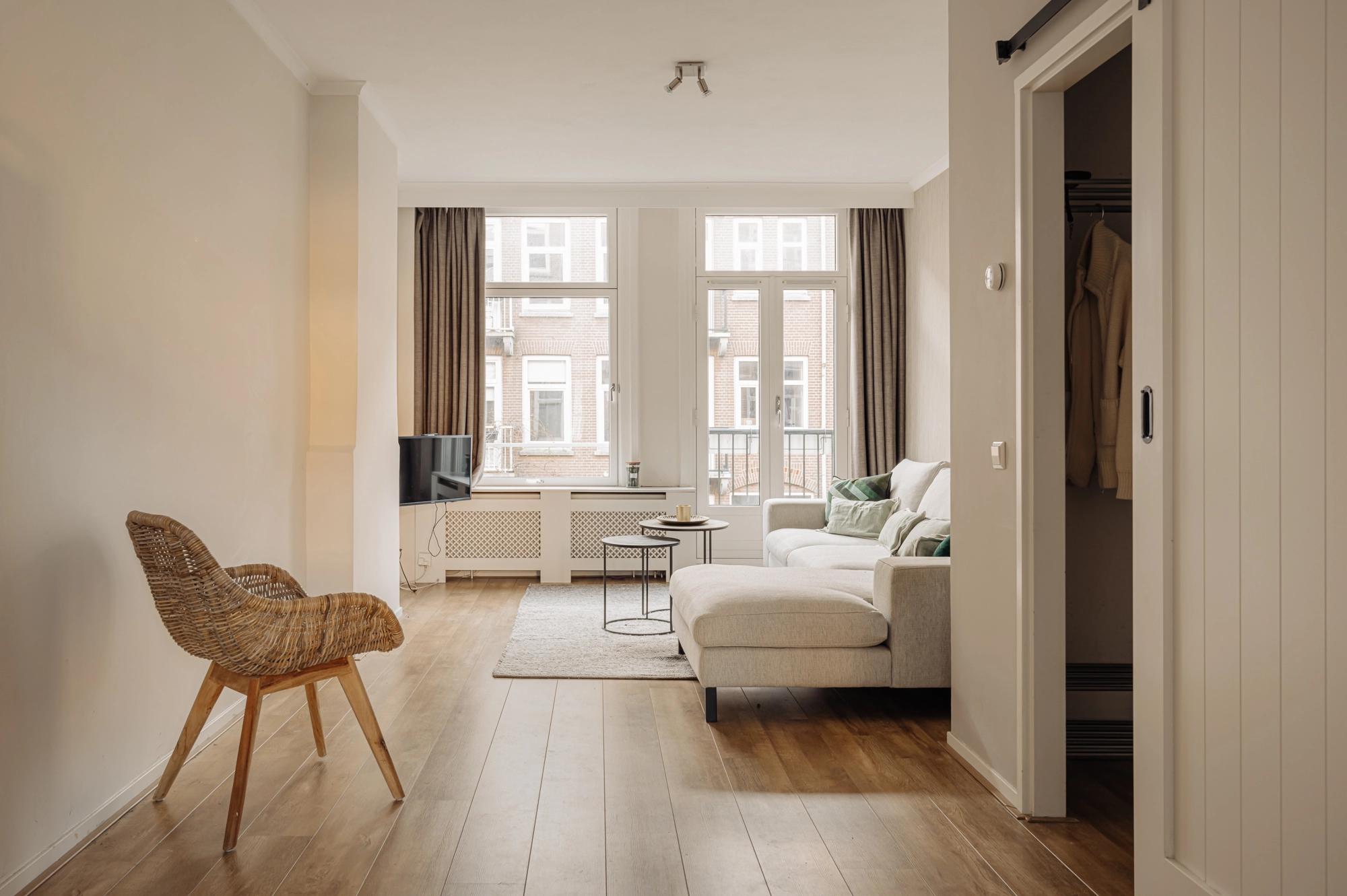 AM106014-1966549-Sluisstraat-26-1,-Amsterdam-214676477