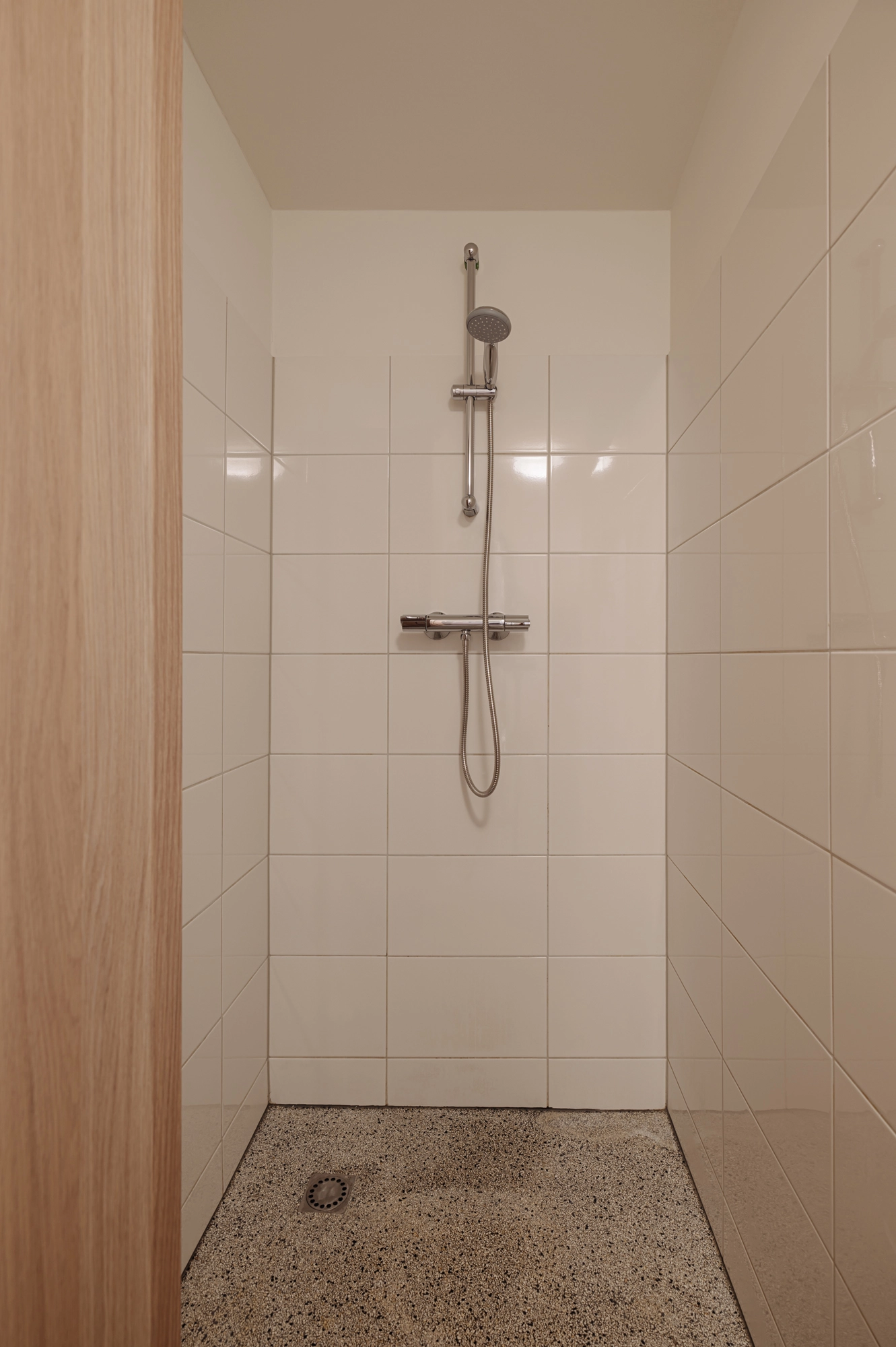 AM106046-1981490-Borgerstraat-129D,-Amsterdam-219303223