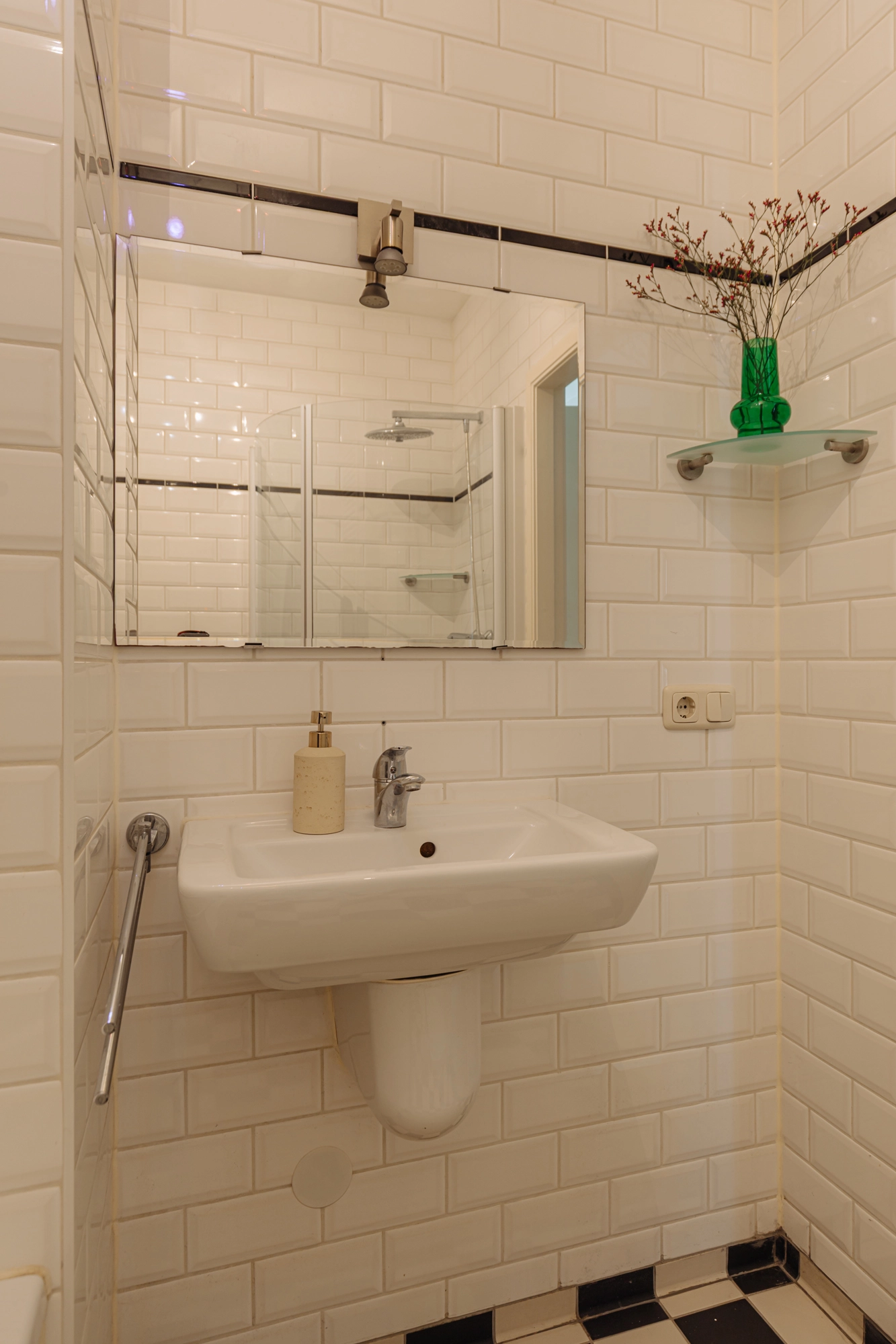 AM106059-1976069-Amstelkade-93-1,-Amsterdam-223946059