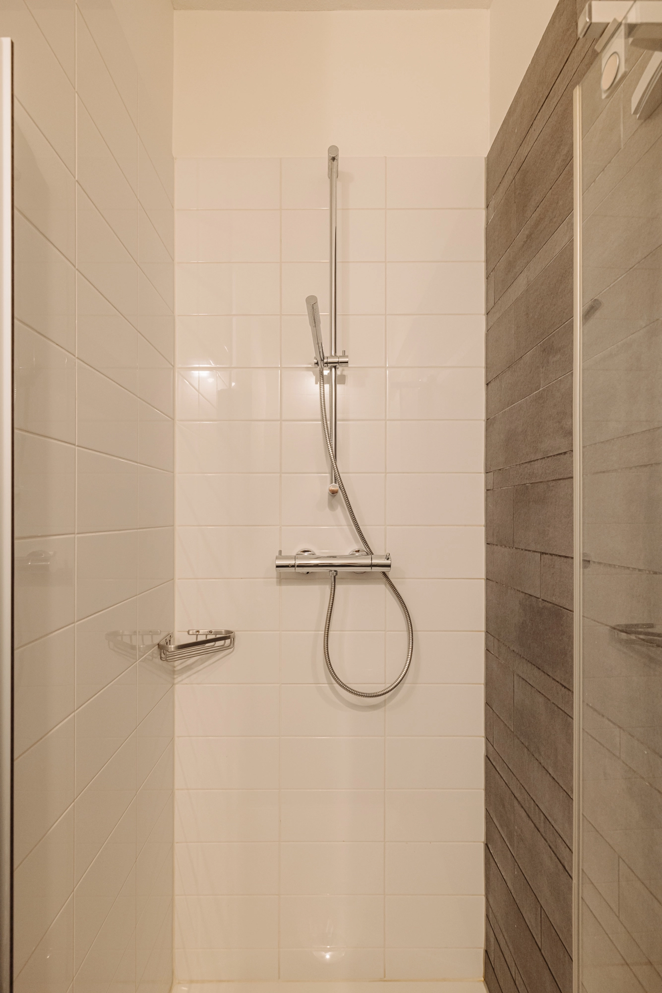 AM106062-2007303-Overhoeksparklaan-258,-Amsterdam-228038738