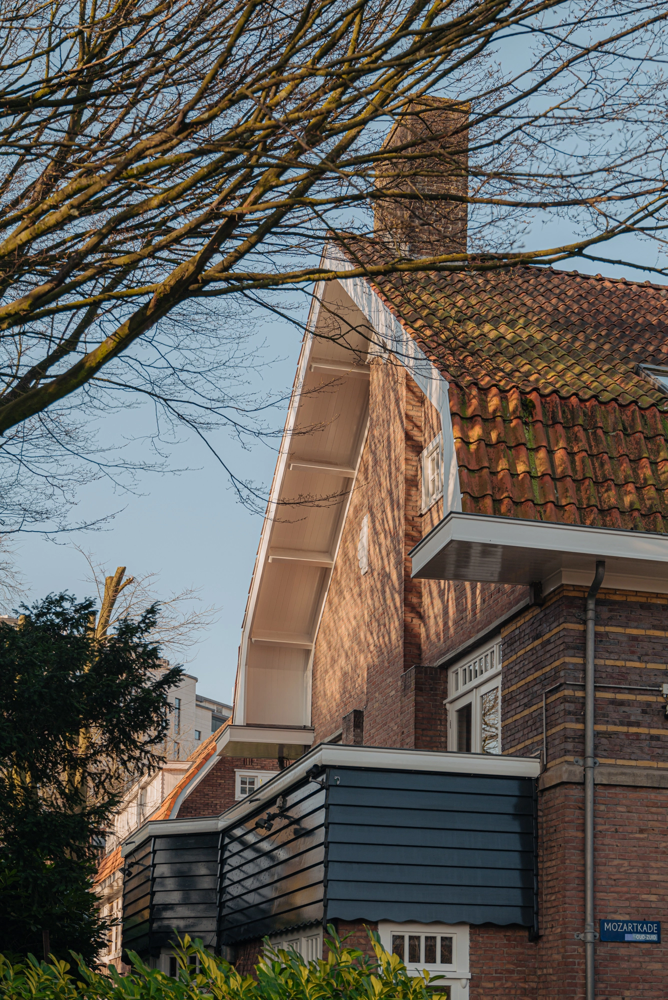 AM106075-1965845-Mozartkade-1,-Amsterdam-220691721