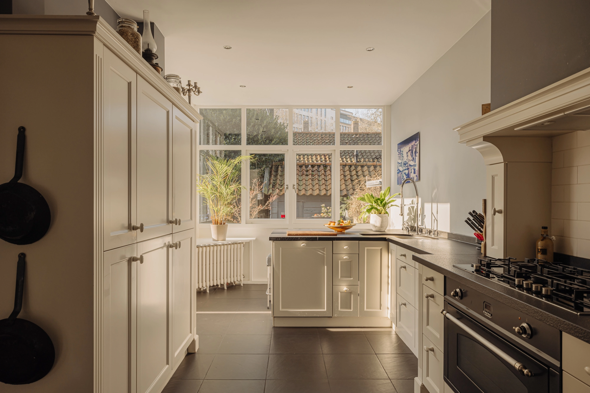 AM106075-1965845-Mozartkade-1,-Amsterdam-220691859