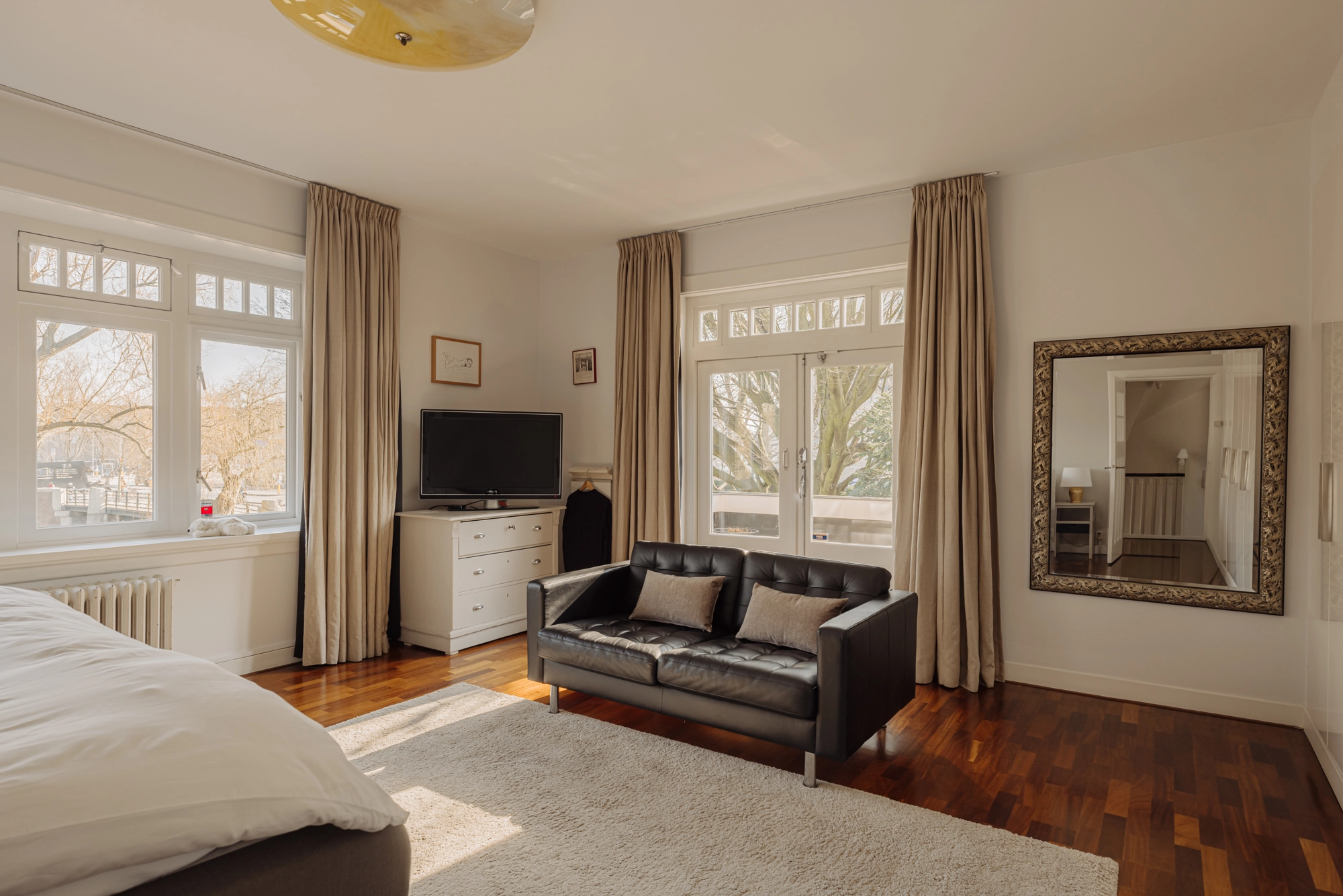 AM106075-1965845-Mozartkade-1,-Amsterdam-220691887