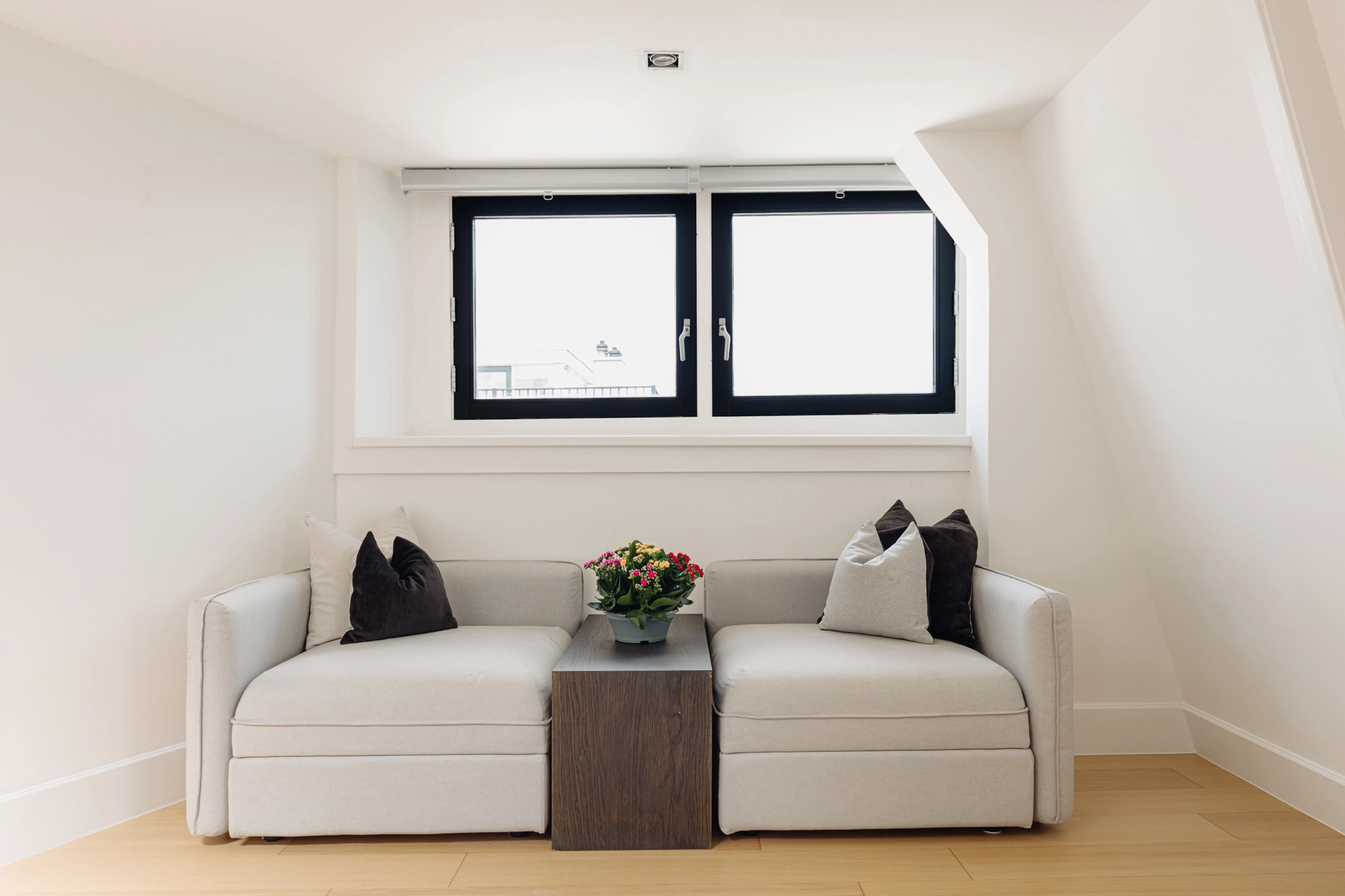 AM106106-2041047-Roelof-Hartstraat-15D,-Amsterdam-240730462