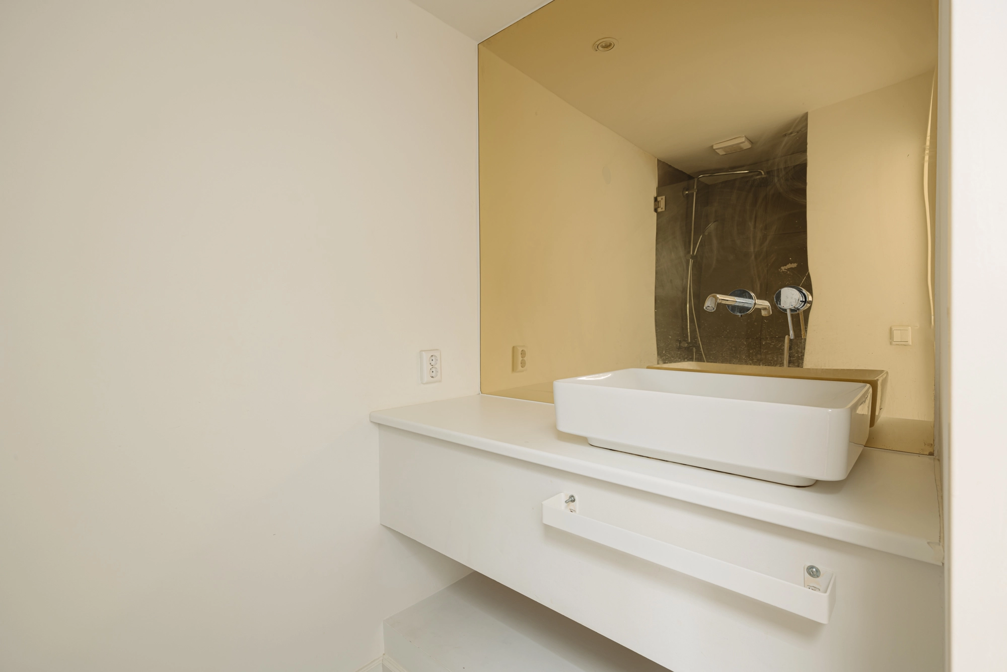 AM106106-2041047-Roelof-Hartstraat-15D,-Amsterdam-240730492