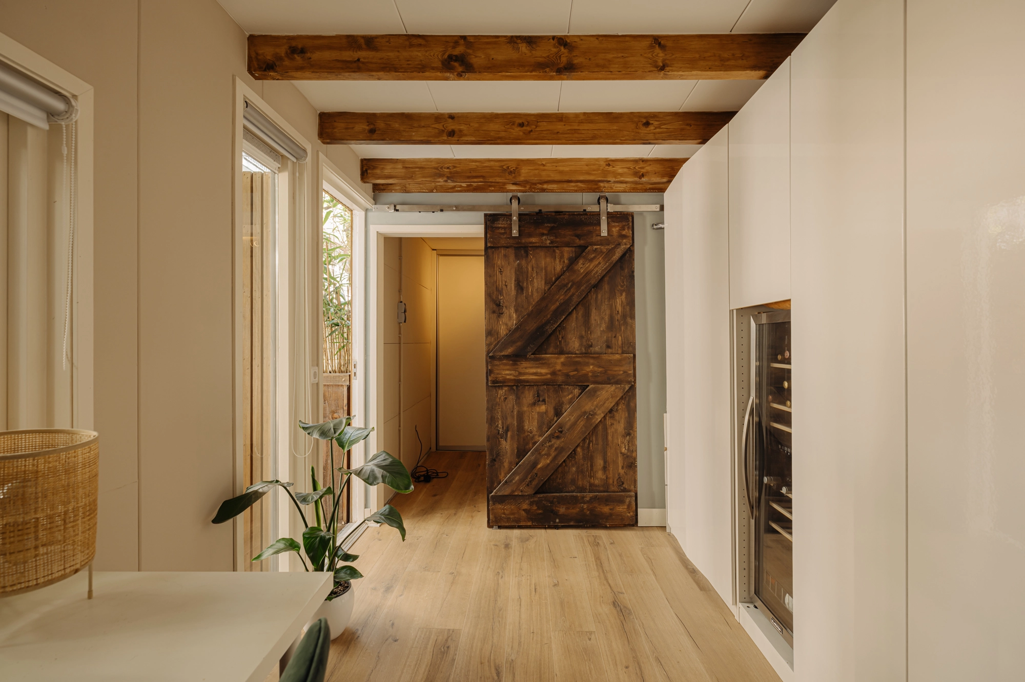 AM106117-1992498-Churchill-laan-59A,-Amsterdam-222432881