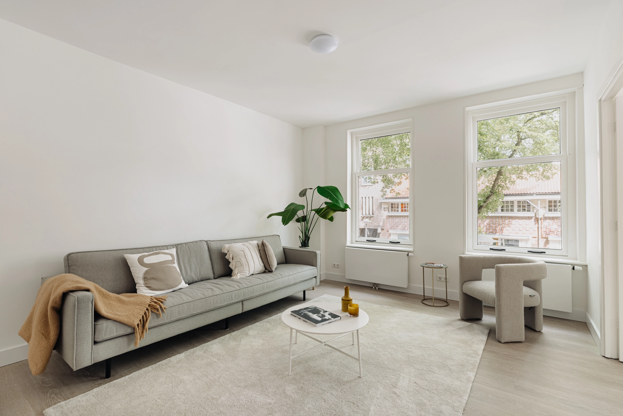 AM106123-2037711-Van-Tuyll-van-Serooskerkenweg-2-1,-Amsterdam-239670992