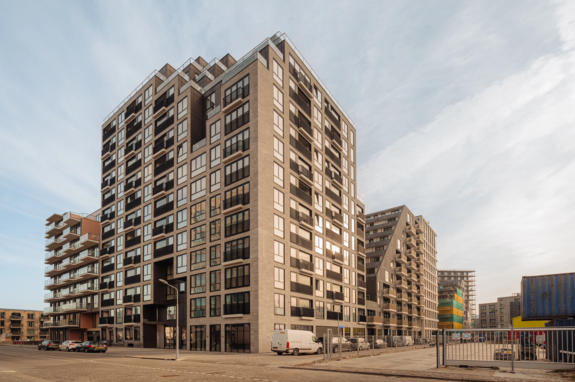 AM106141-1975179-Mies-van-der-Rohestraat-275,-Hoofddorp-216628811