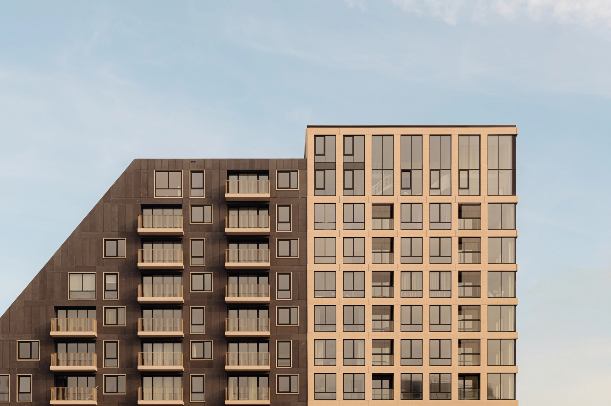 AM106141-1975179-Mies-van-der-Rohestraat-275,-Hoofddorp-216628823