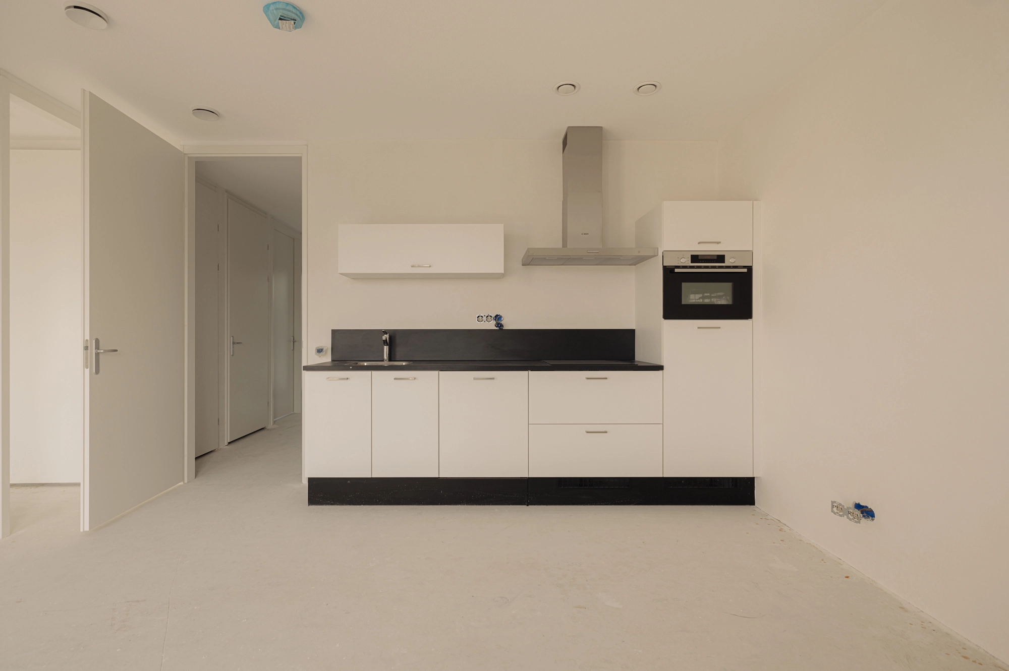 AM106141-1975179-Mies-van-der-Rohestraat-275,-Hoofddorp-216628905