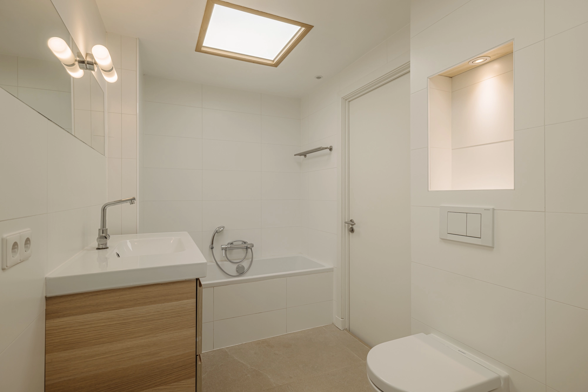 AM106184-1994237-Prinsengracht-213C,-Amsterdam-223485409