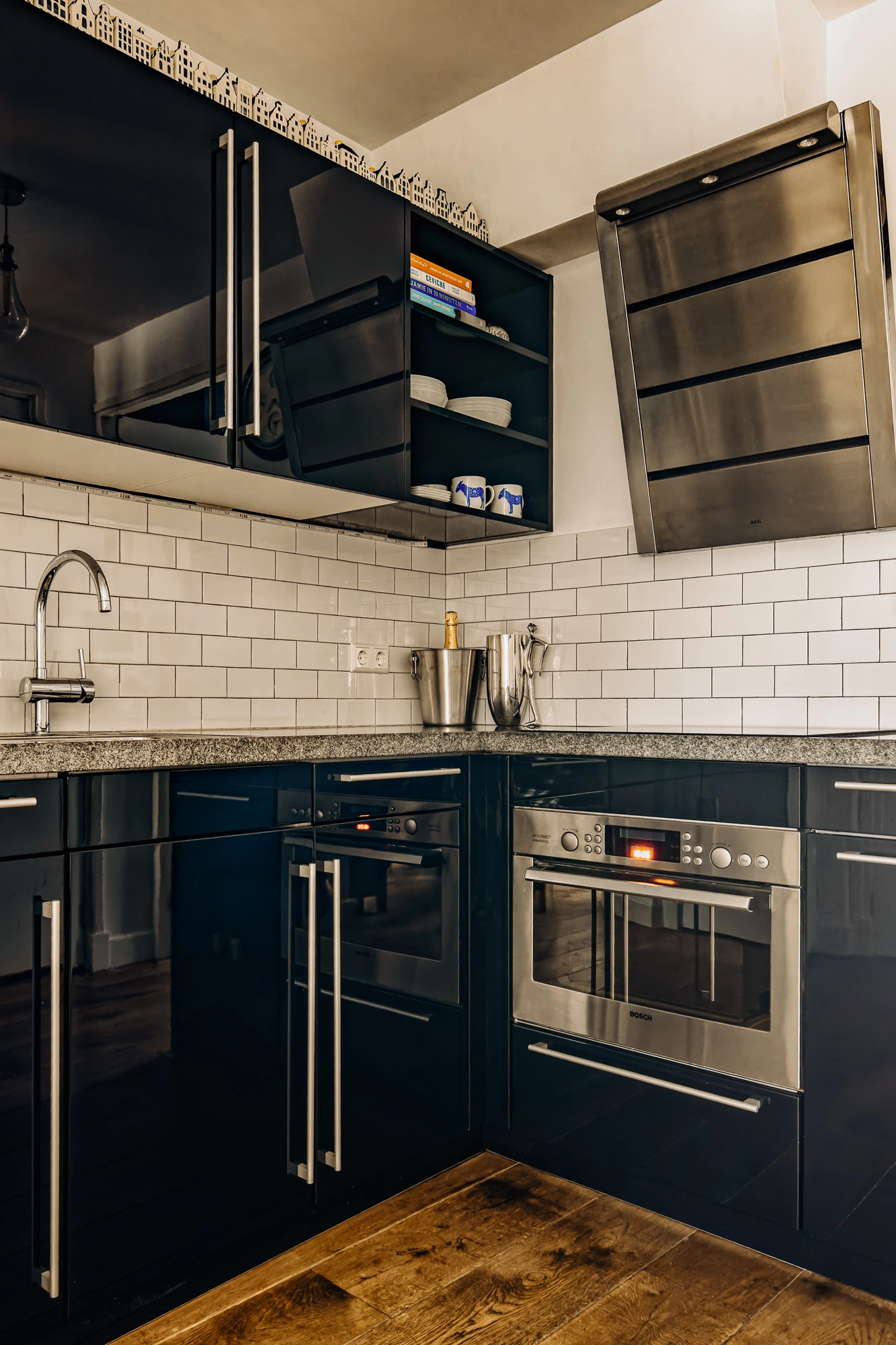 AM106249-1989194-Oude-Spiegelstraat-6B,-Amsterdam-224945718