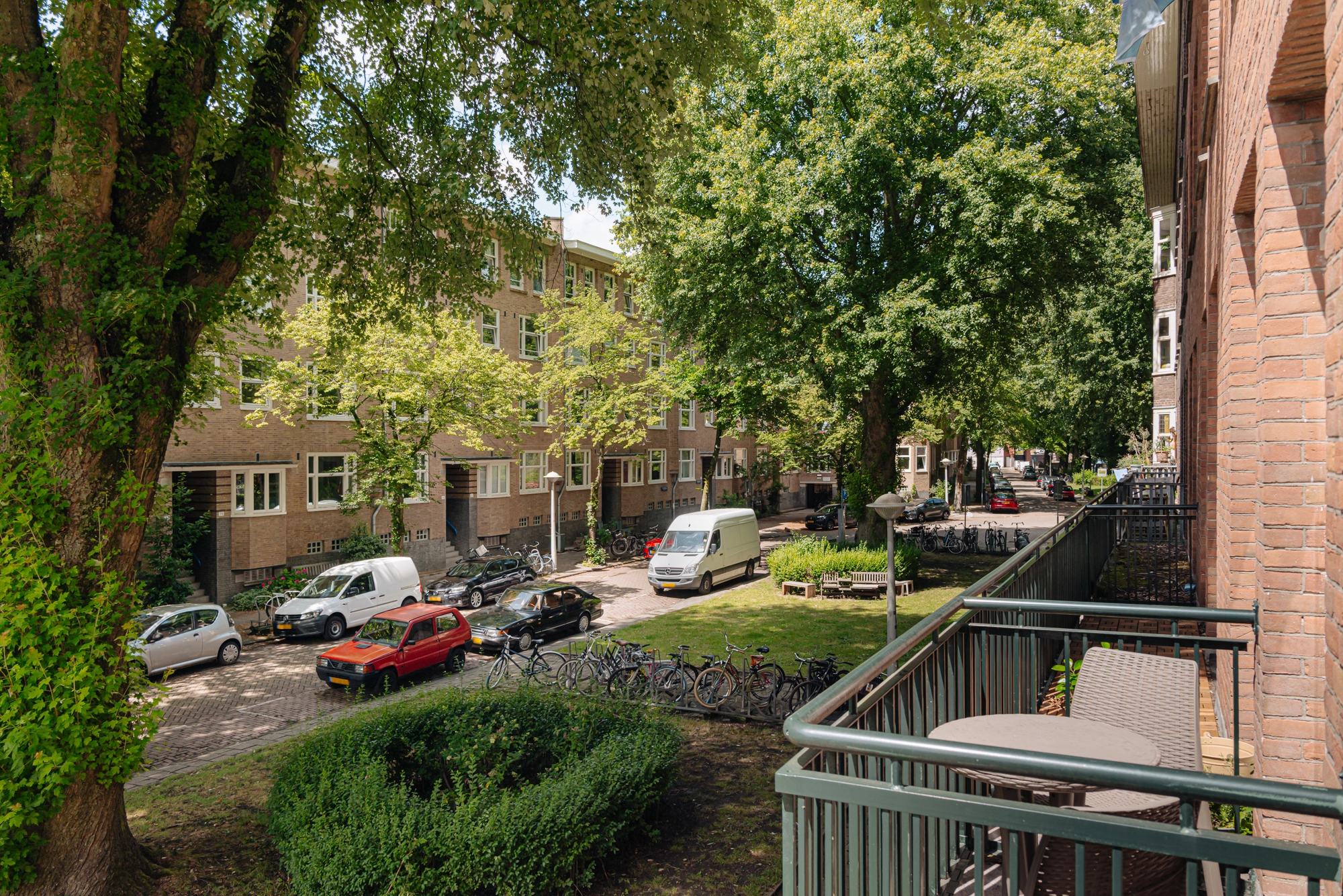 AM106252-2033475-Geuzenstraat-84-1,-Amsterdam-237868090