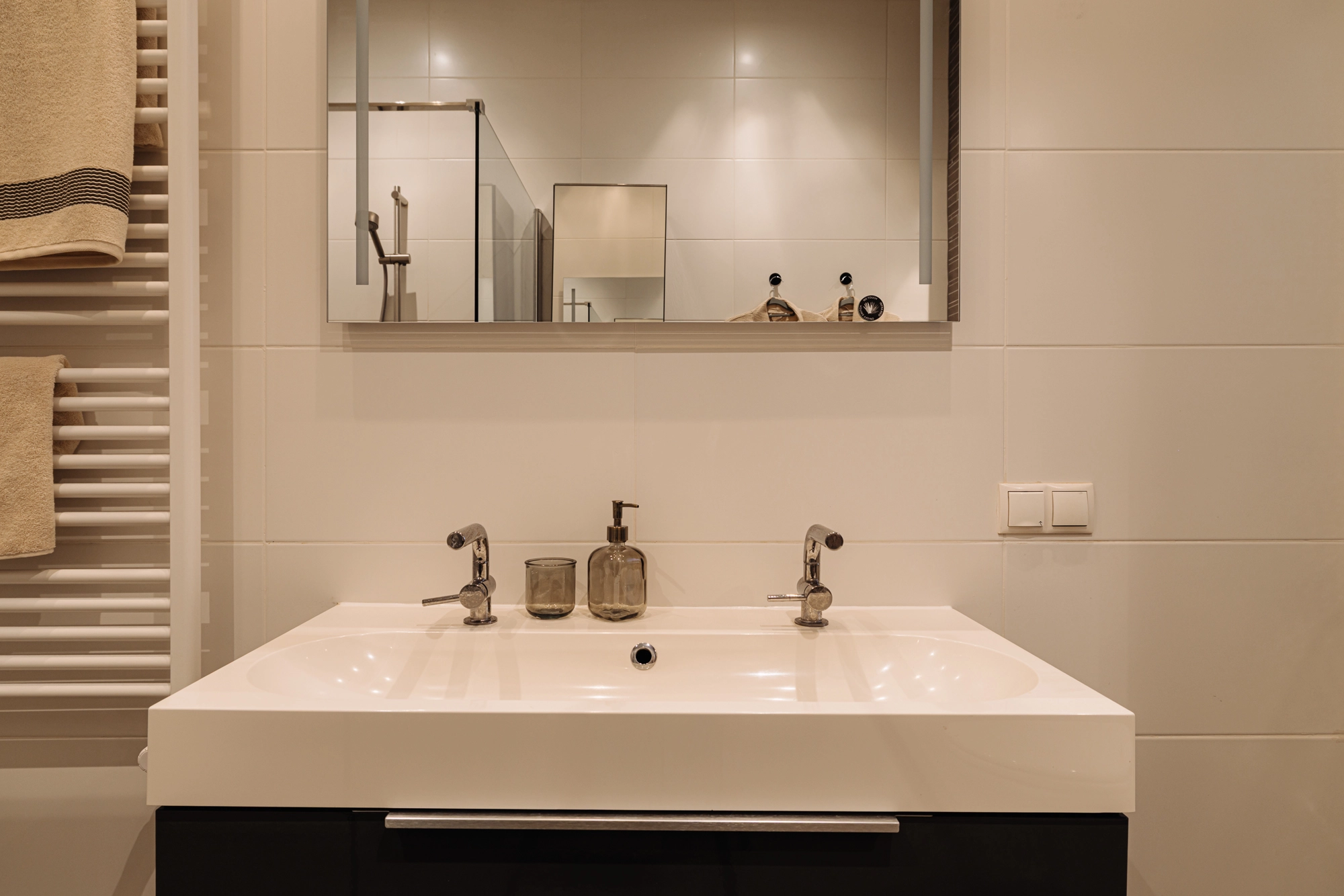 AM106258-1995093-Zacharias-Jansestraat-3H,-Amsterdam-225938102