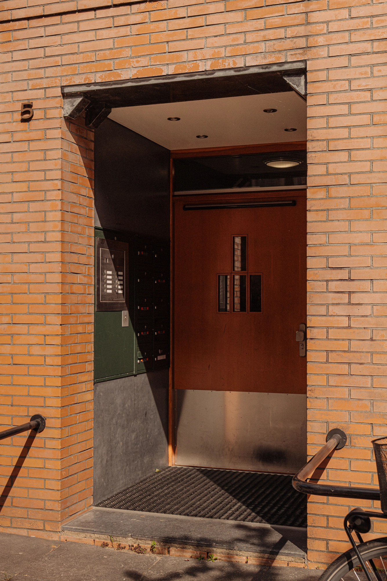 AM106270-2025470-Pieter-de-Hoochstraat-5G,-Amsterdam-236239018