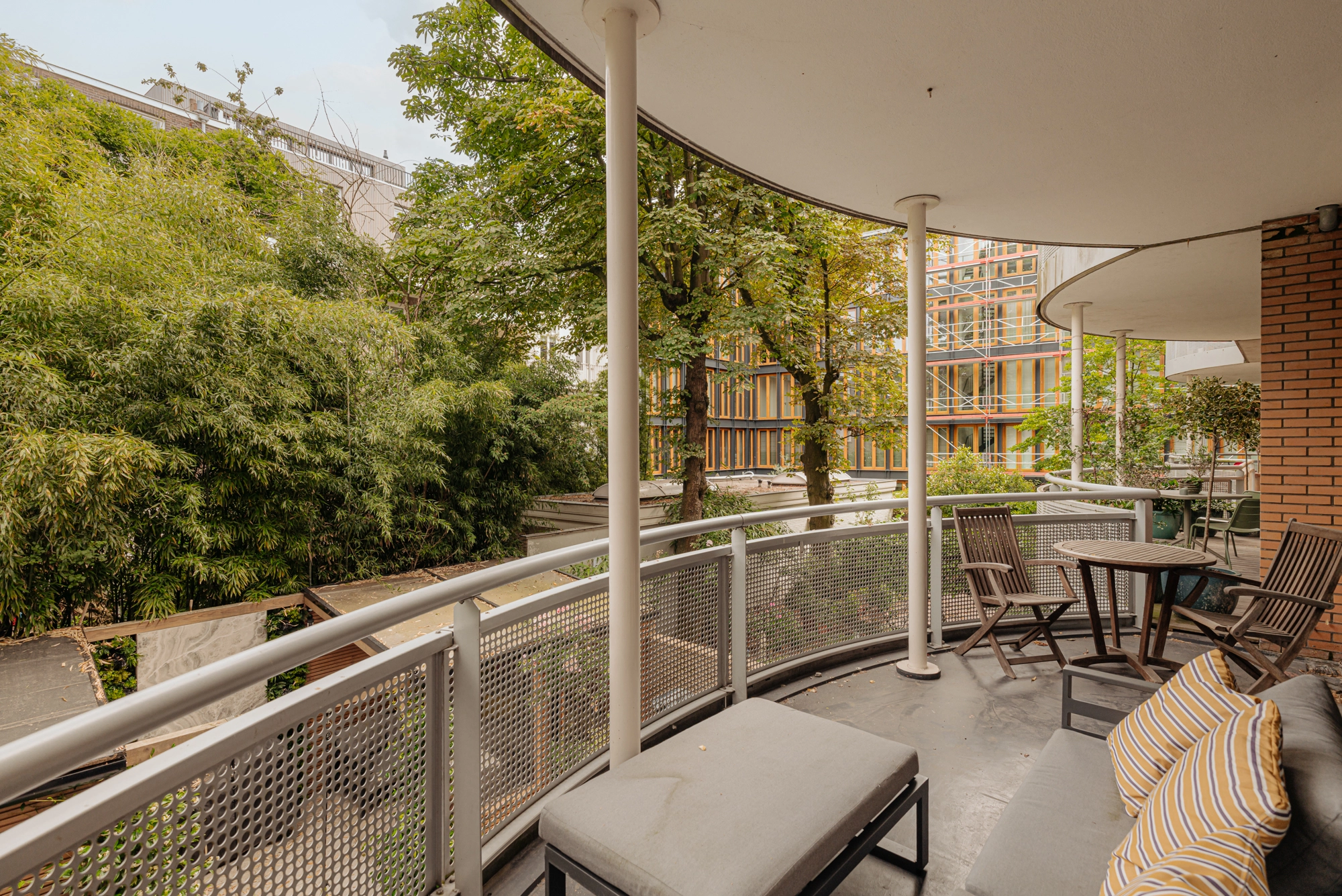 AM106270-2025470-Pieter-de-Hoochstraat-5G,-Amsterdam-236239224