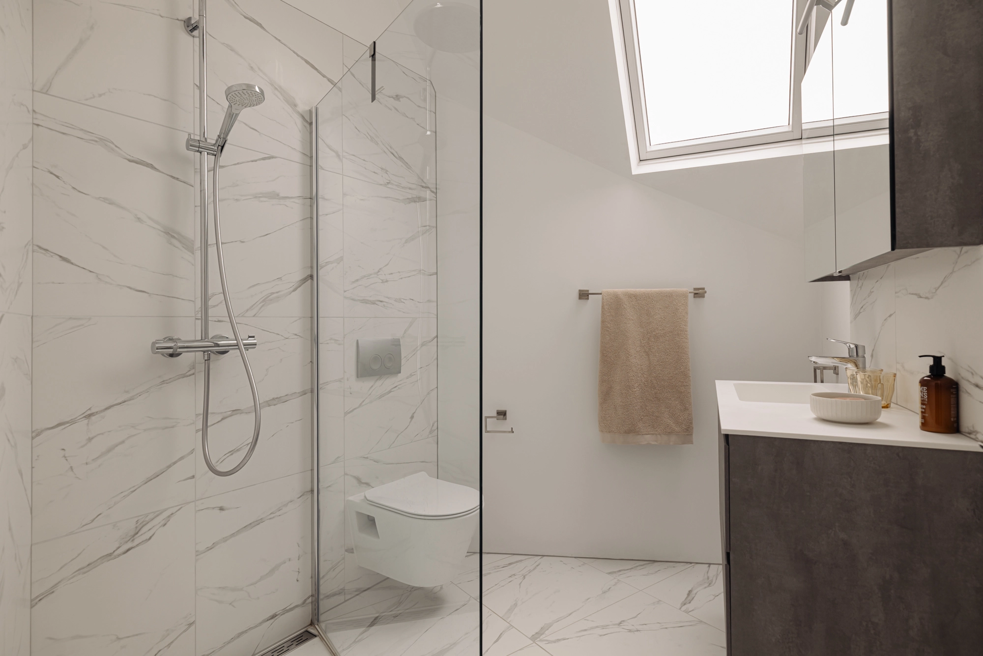 AM106365-2029994-Stadionkade-21-3,-Amsterdam-236460886