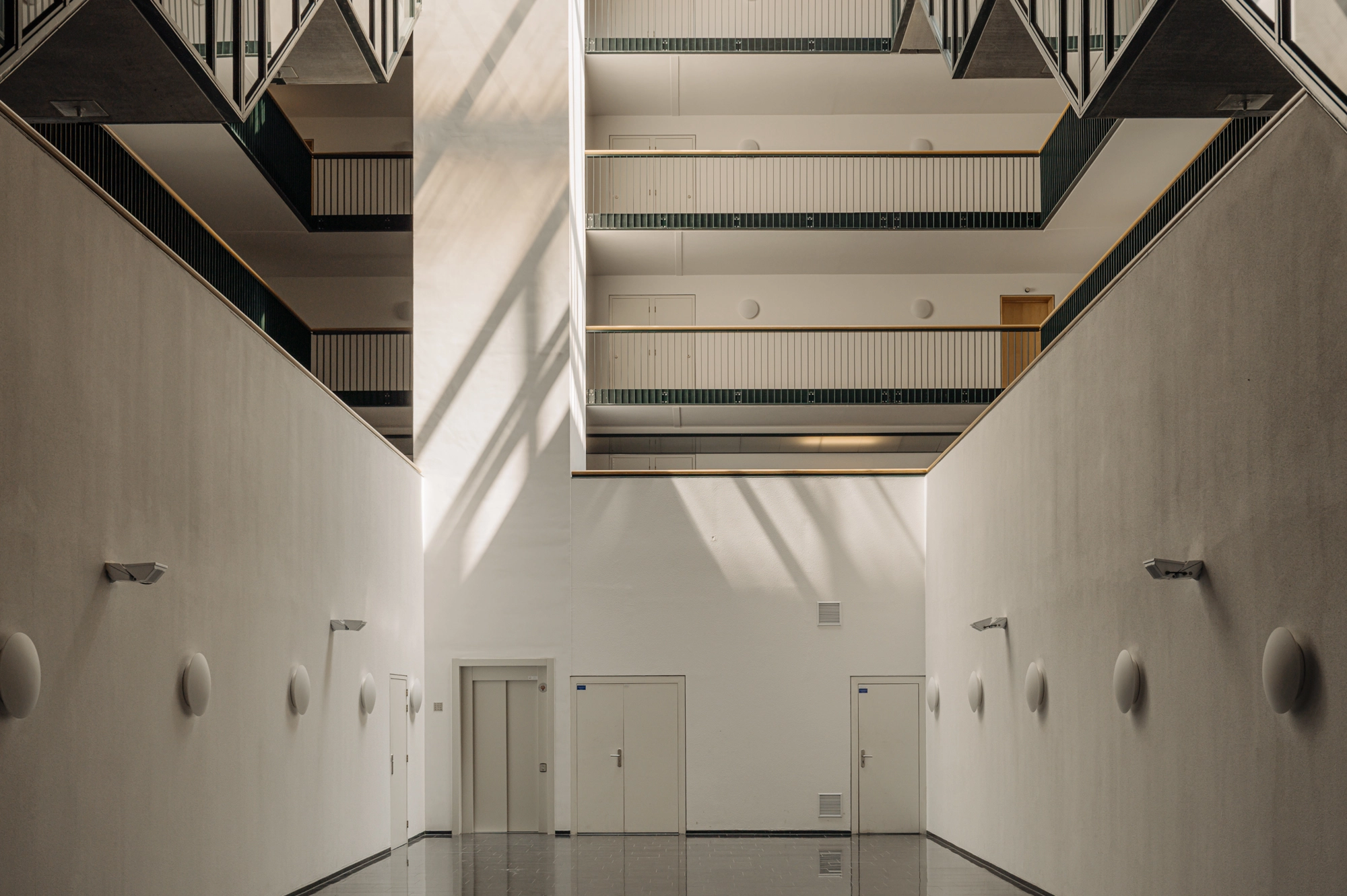 AM106403-2030753-Anne-Frankstraat-103,-Amsterdam-236787550