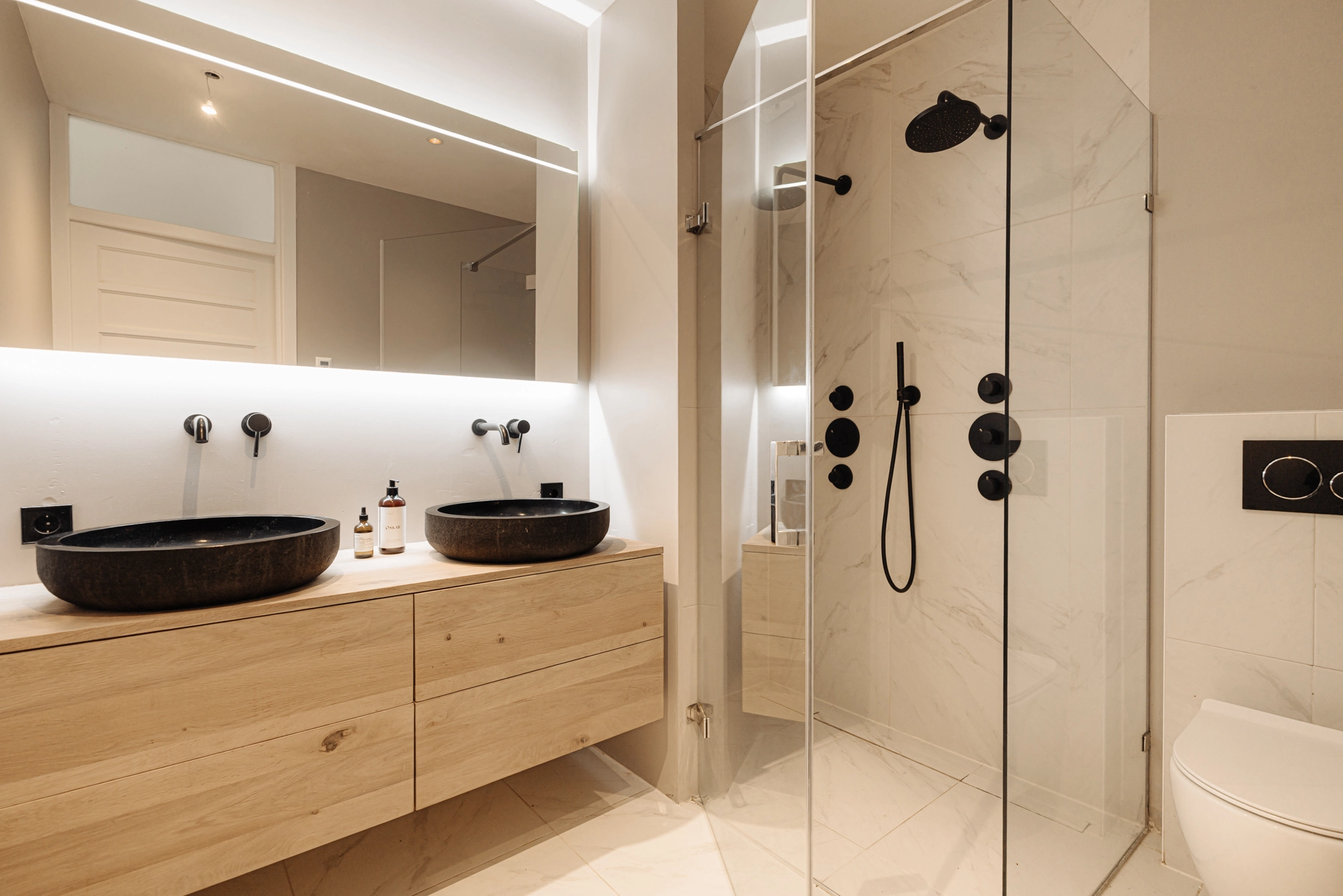 AM106442-2054211-Voltaplein-48H,-Amsterdam-244180930