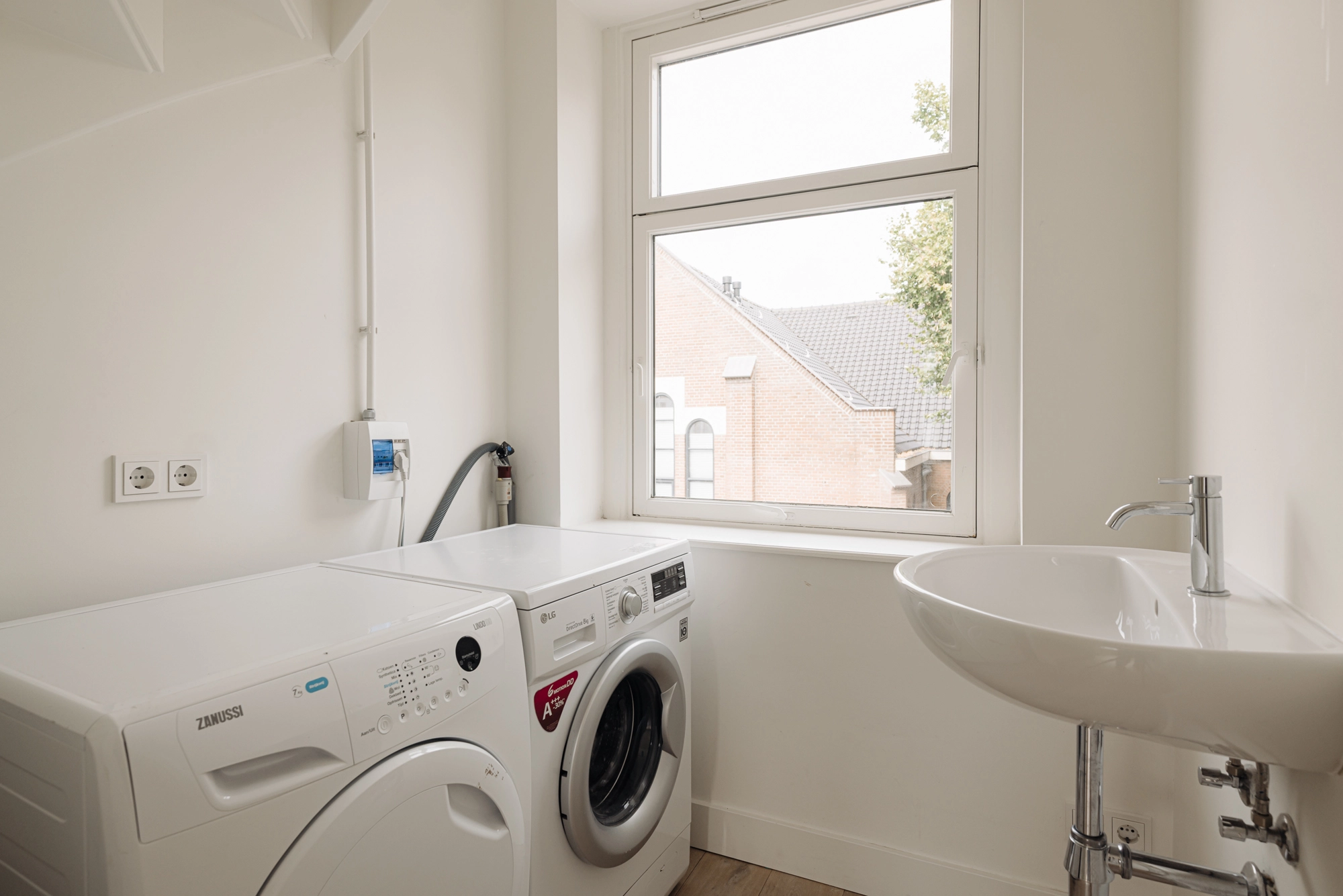 AM106492-2046447-Wakkerstraat-27,-Amsterdam-243292102