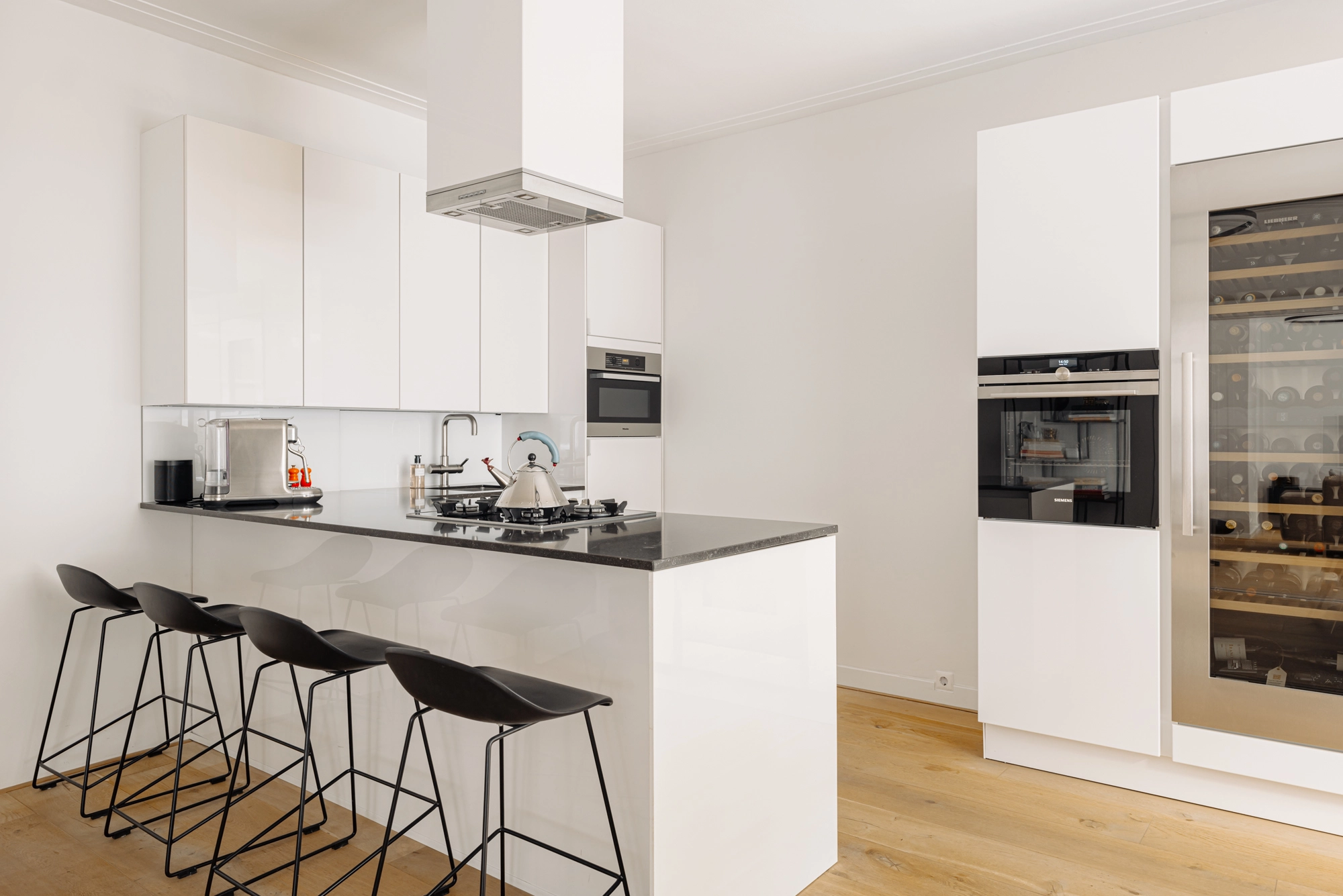 AM106582-2035538-Tintorettostraat-8-1,-Amsterdam-239031638