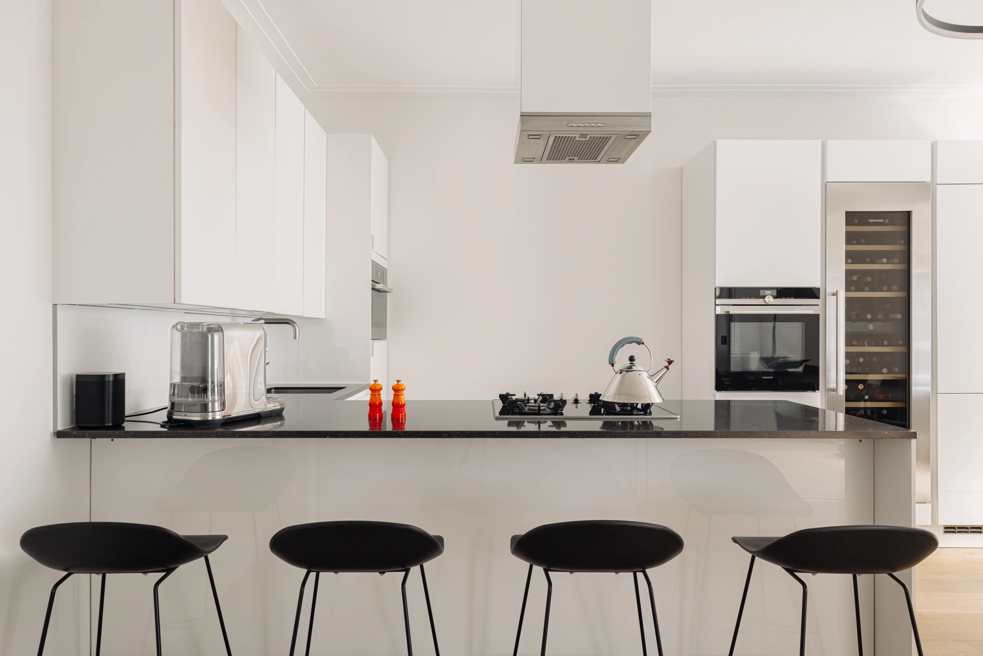 AM106582-2035538-Tintorettostraat-8-1,-Amsterdam-239031642