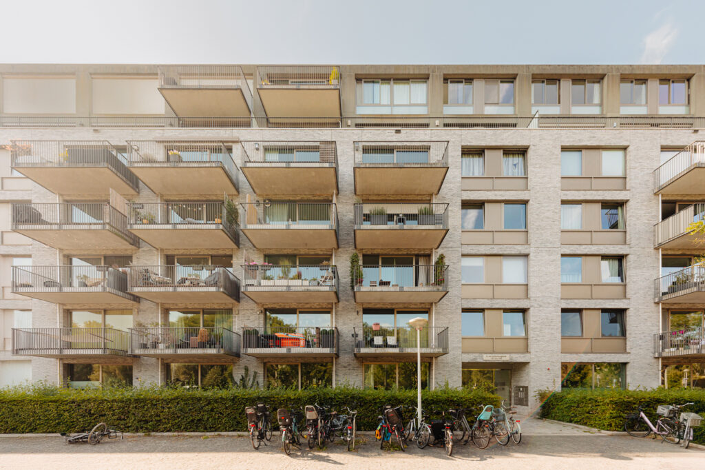 Het Binnenhof van Andreas - Afbeelding 1