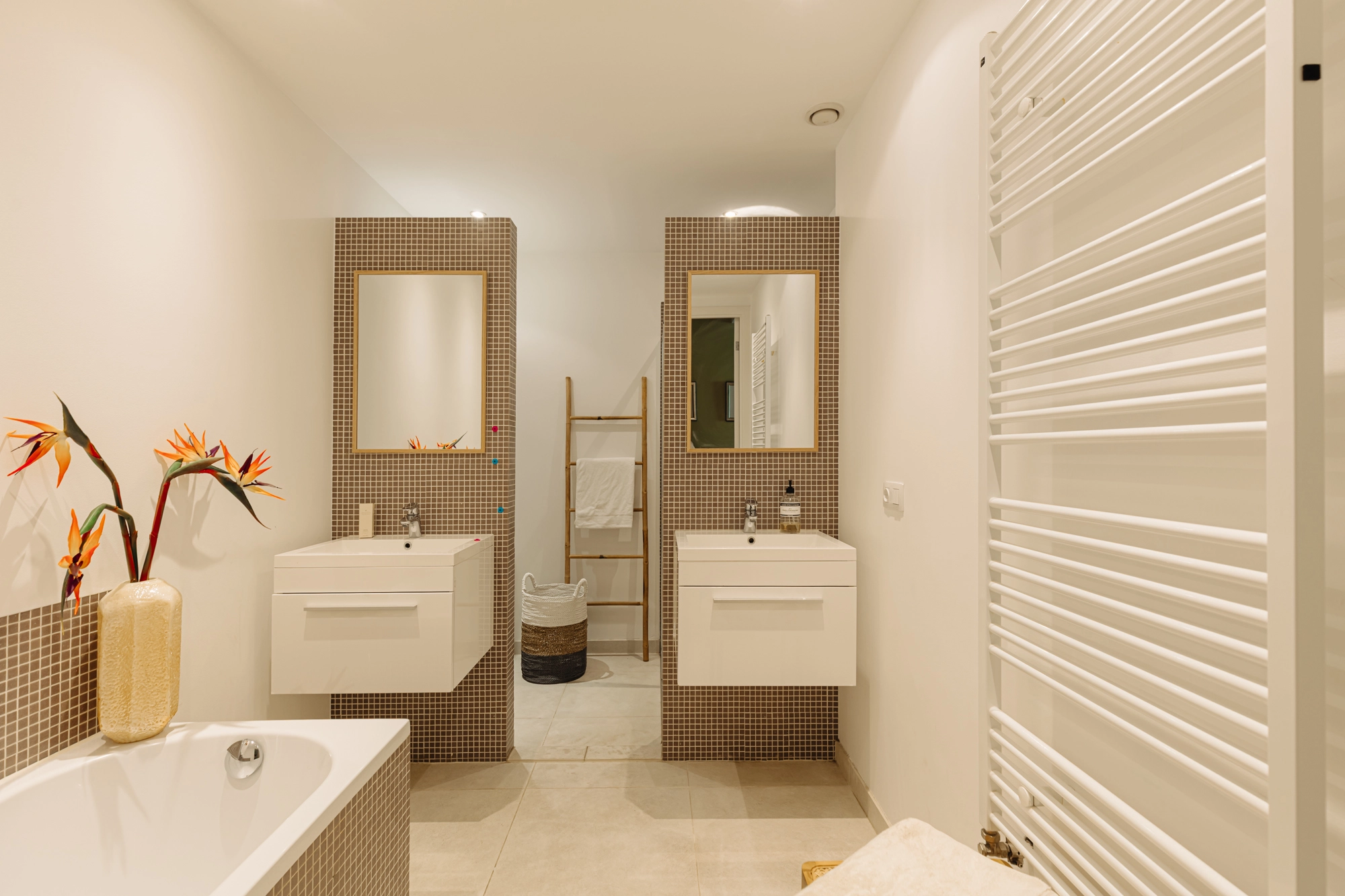 AM106666-2067891-Saskia-van-Uijlenburgkade-131,-Amsterdam-246722192